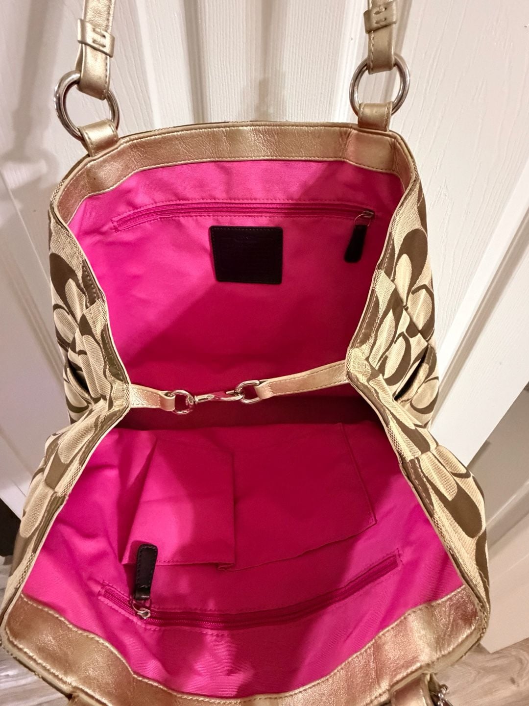 Y2K Coach Gabby Signature C Tote F14863 | Brown Tan Jacquard | Gold Trim | Pink Lining 5