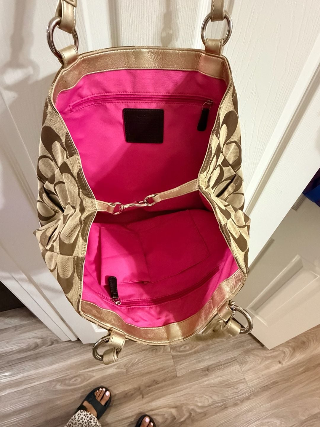 Y2K Coach Gabby Signature C Tote F14863 | Brown Tan Jacquard | Gold Trim | Pink Lining 6