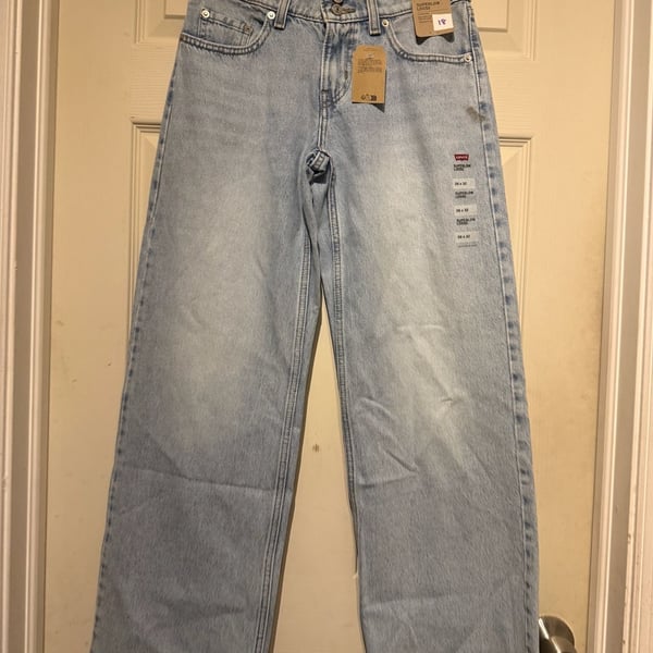 NWT Levi's Superlow Loose Jeans Size 26x32 Light Wash Baggy Denim