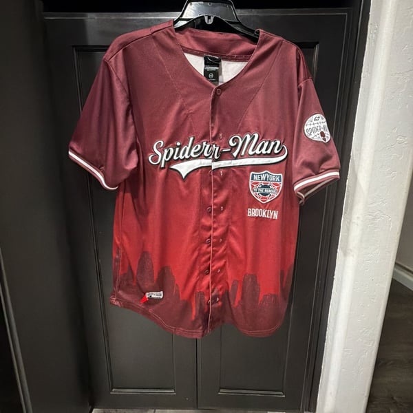 Marvel Spider-Man Parker 62 Baseball Jersey Size XL