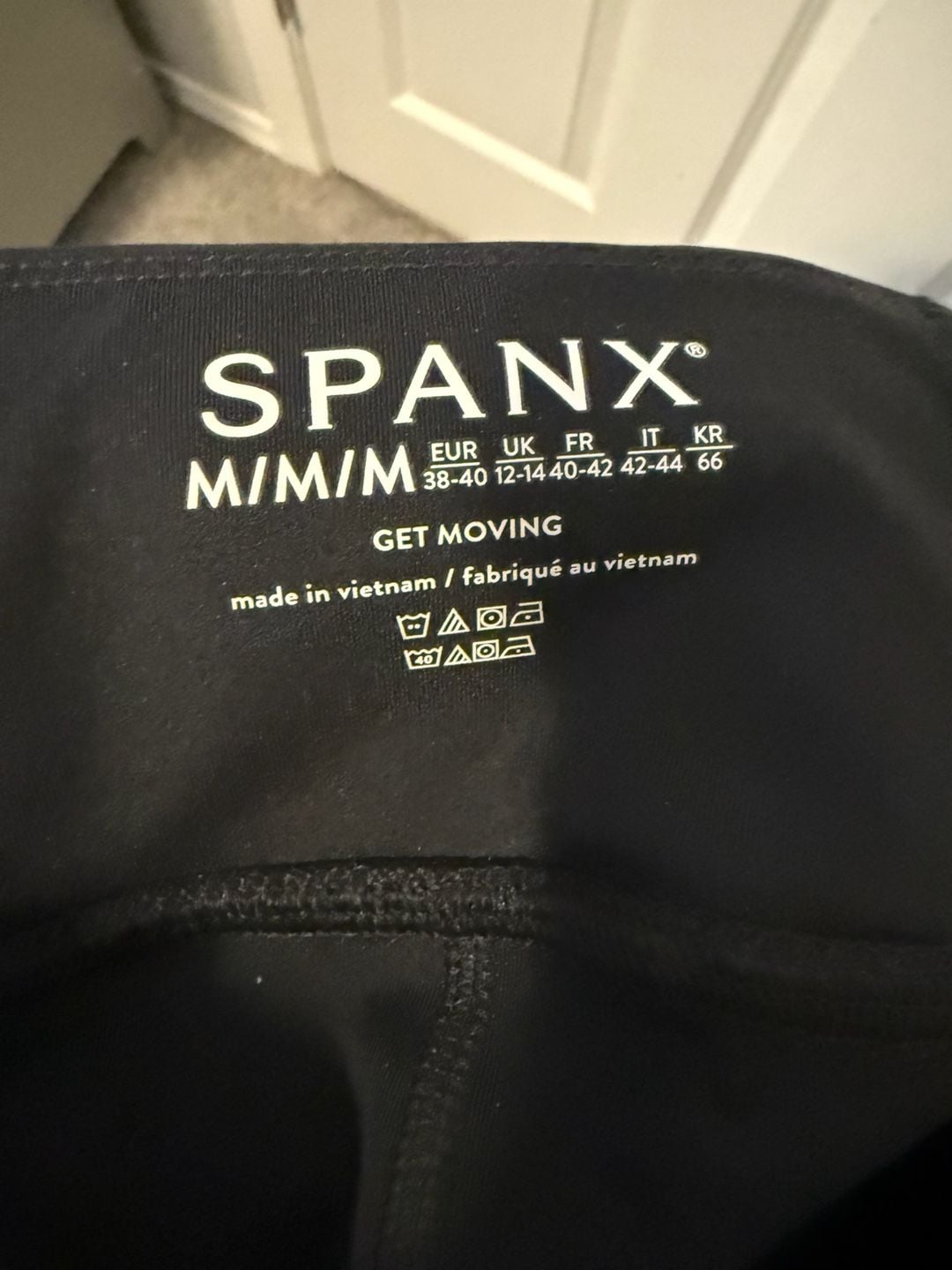NWT Spanx Get Moving Black Skort Size Medium (M) 11