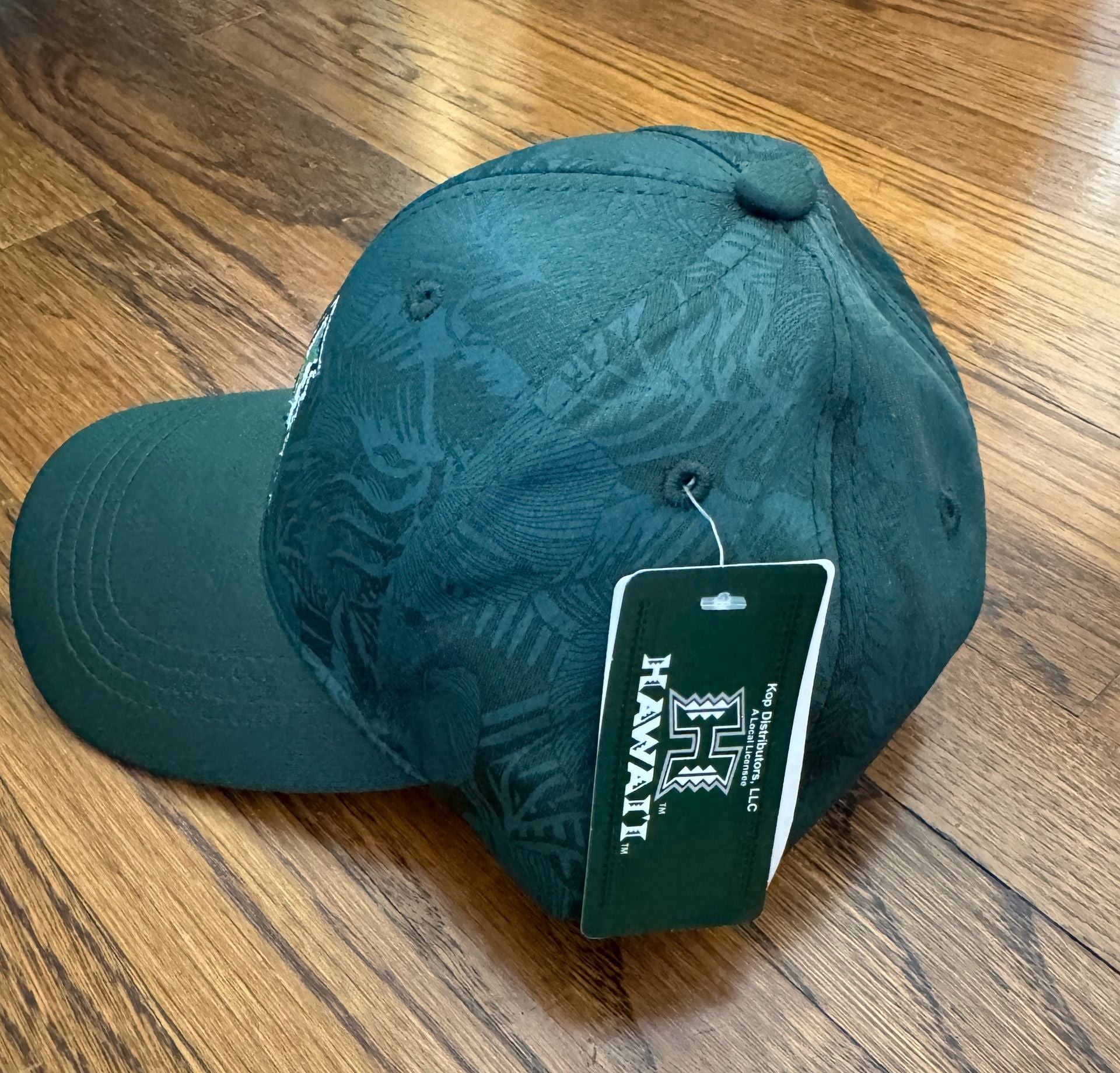 University Of Hawaii Rainbow Warriors Green Leaf Strapback Hat Cap New 3