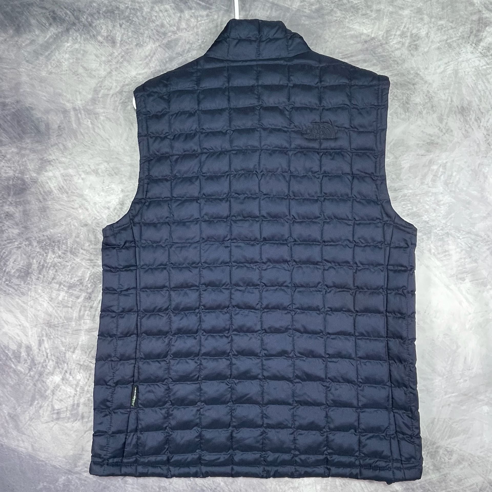 The North Face Thermoball Vest Size M Navy Quilted Insulated Jacket 8