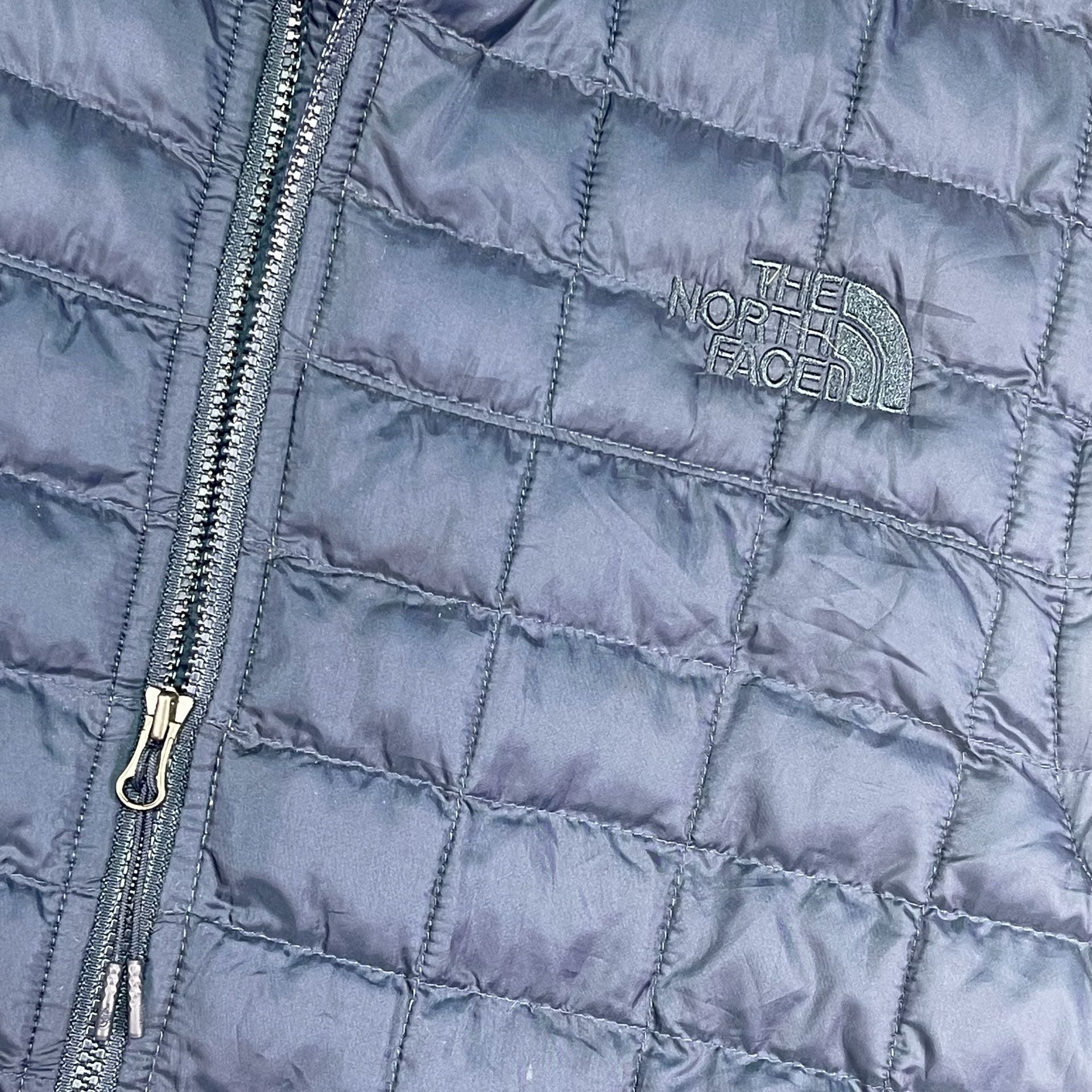 The North Face Thermoball Vest Size M Navy Quilted Insulated Jacket 9