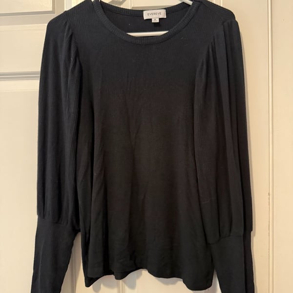 Evereve Black Long Sleeve Puff Sleeve Ribbed Top Size M