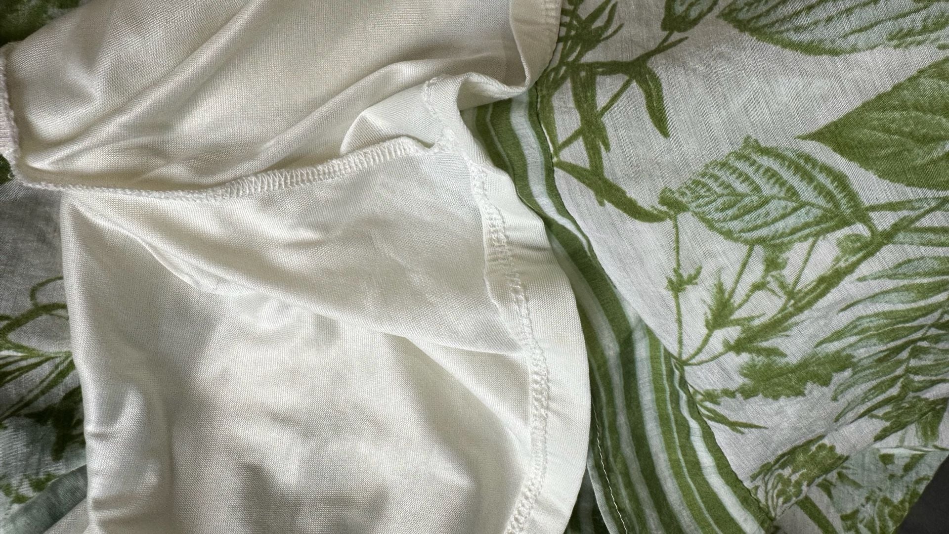 Sweet Wanderer Floral Print Tiered Midi Dress Size M Green White 6
