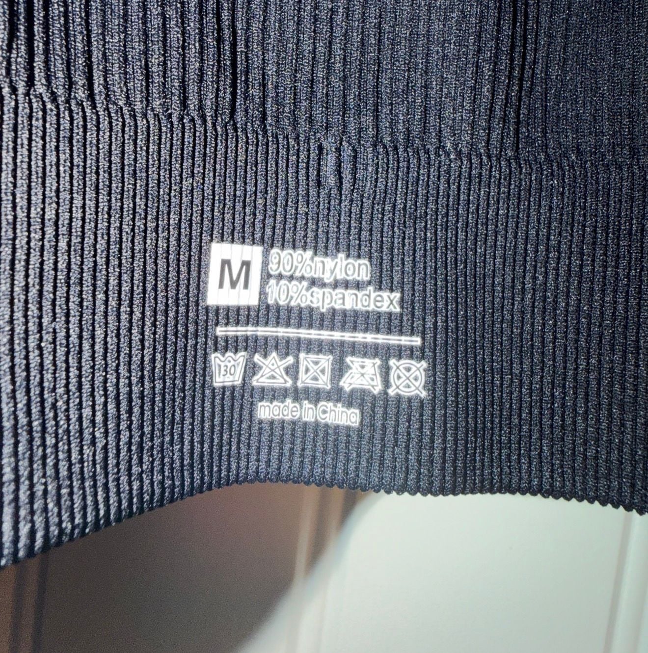 Seamless Ribbed Sports Bra Size M Black 4