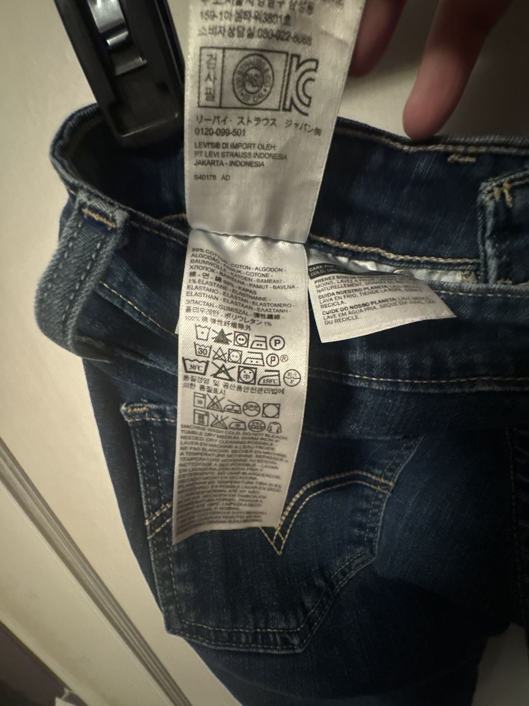 Levi's 518 Superlow Bootcut Jeans Dark Blue Wash 8