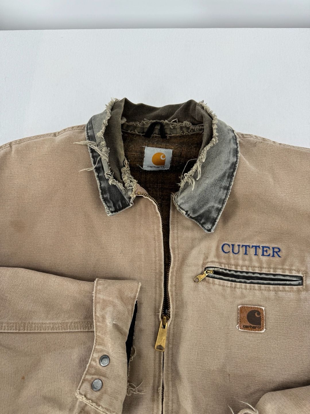 Carhartt J97 Detroit Jacket Distressed Tan 8