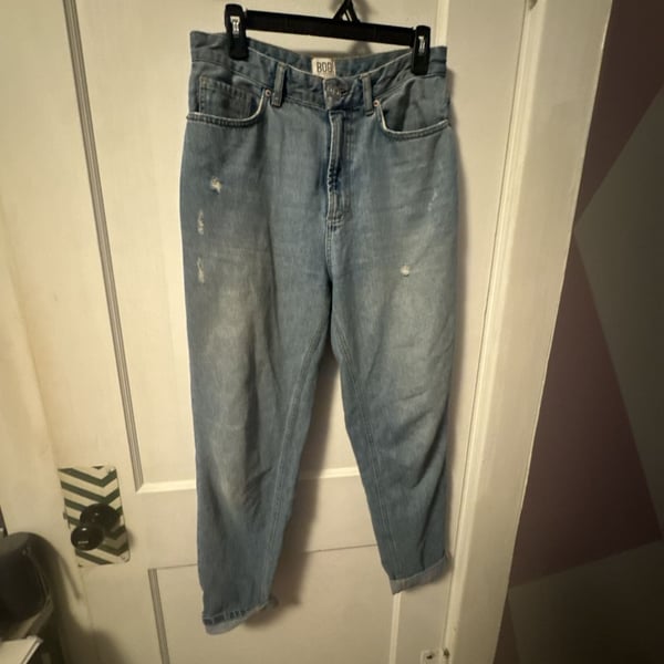 BDG Mom Jeans Size 28 Light Wash Distressed Denim