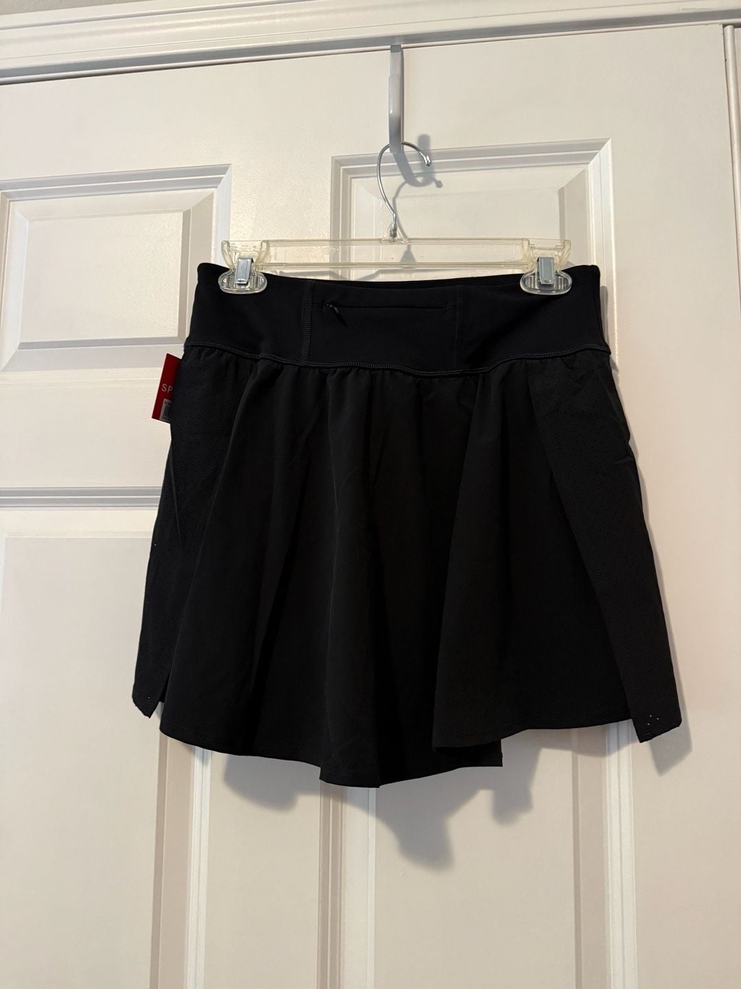 NWT Spanx BLACK Get Moving Skort Size M  8
