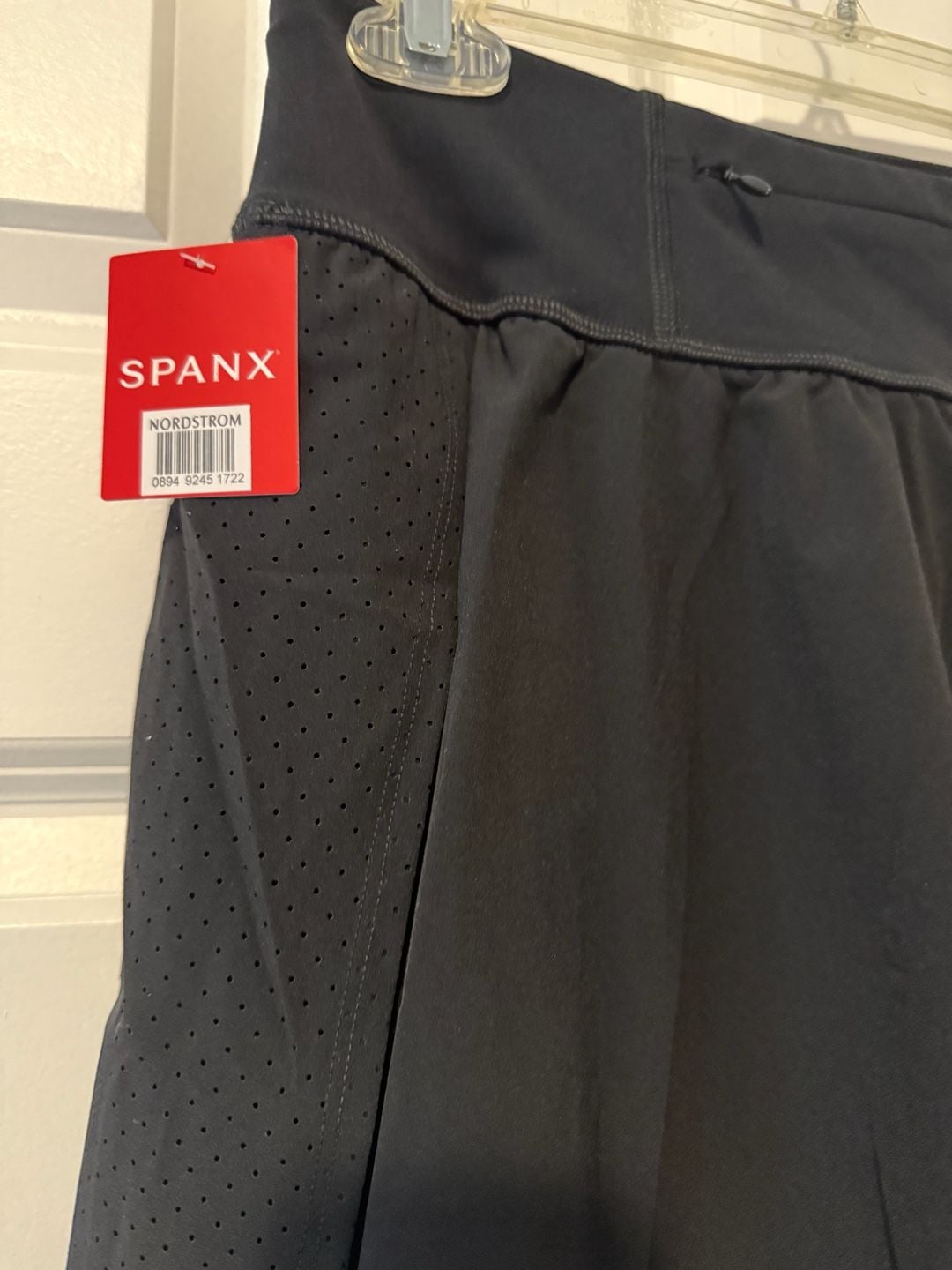 NWT Spanx BLACK Get Moving Skort Size M  9