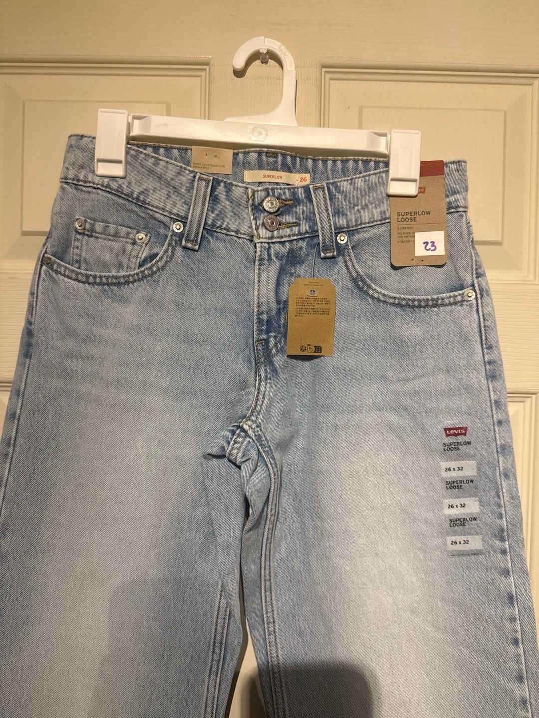 NWT Levi's Superlow Loose Size 26x32 Light Wash Denim Jeans 3