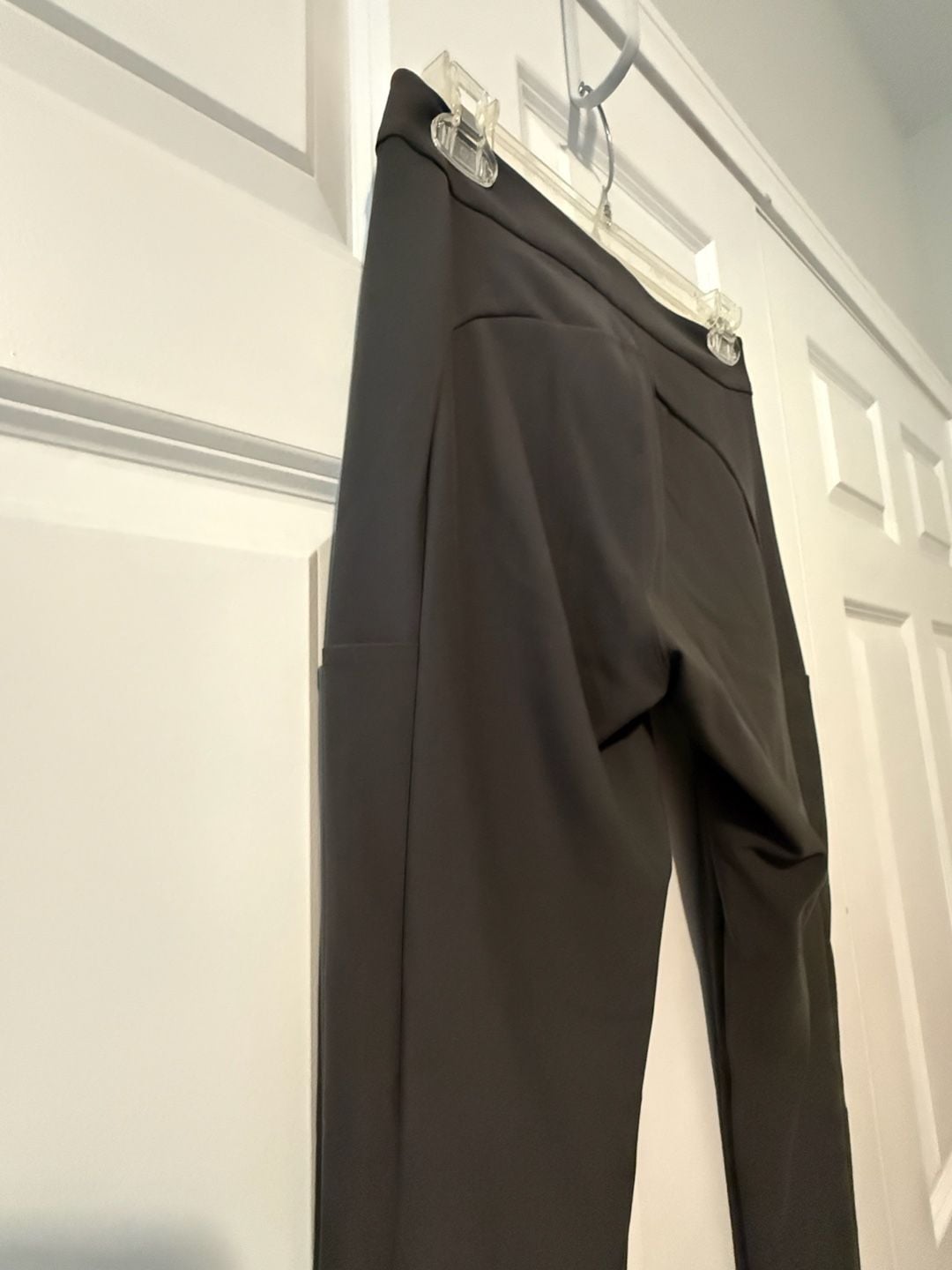 NWT Athleta Stellar Trouser Grey Size 2 10