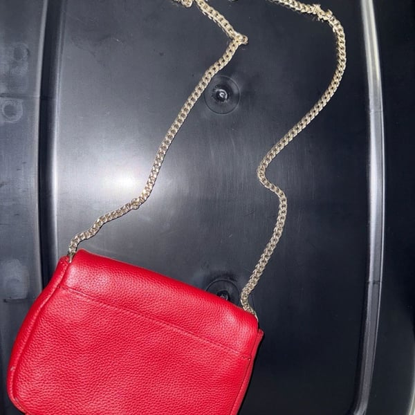 Vince Camuto Red Leather Crossbody Bag Gold Chain Ring Flap