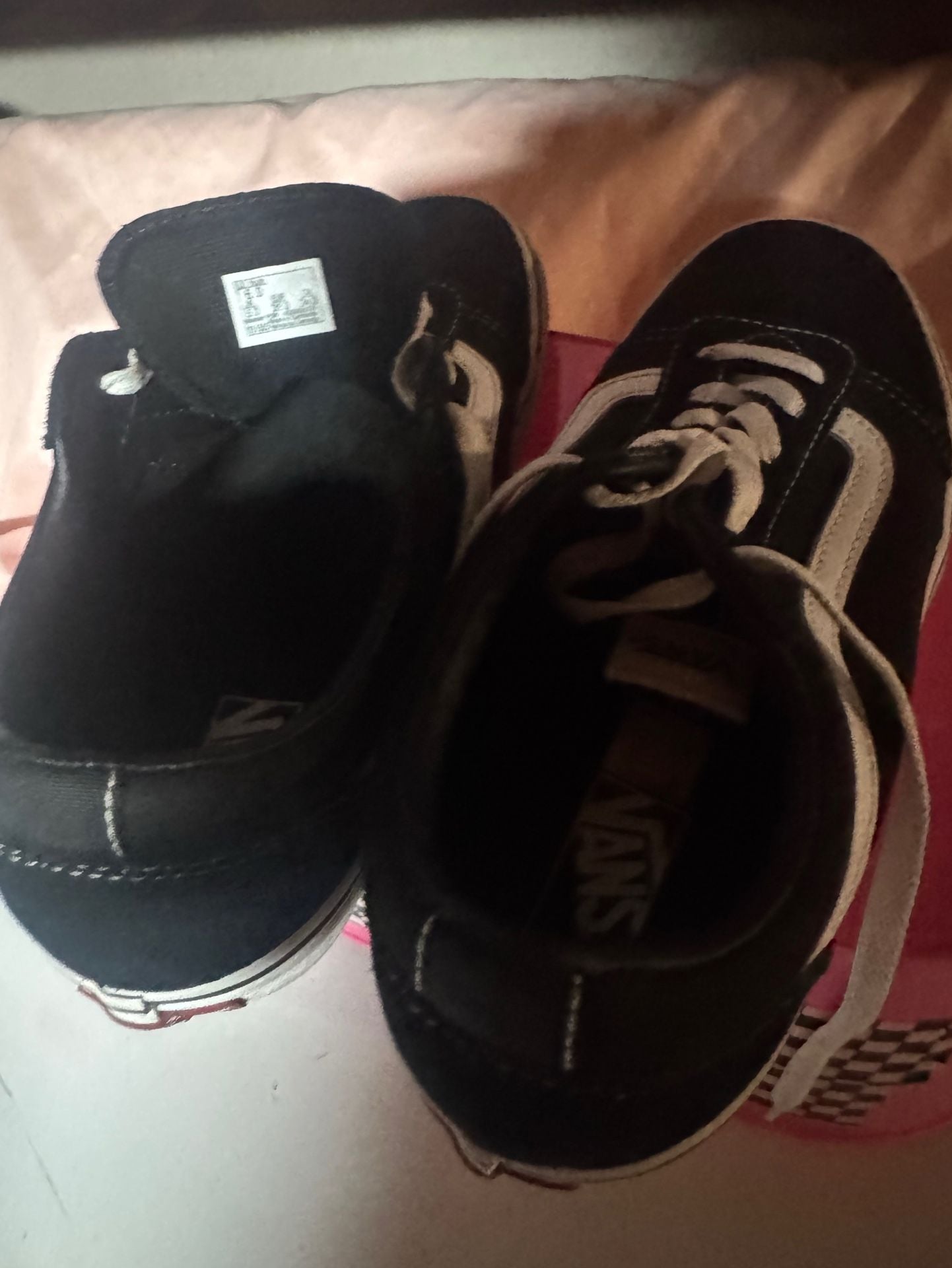 Vans Old Skool Black White Skate Shoes Size 6.0 Youth /Size 8 Women 7