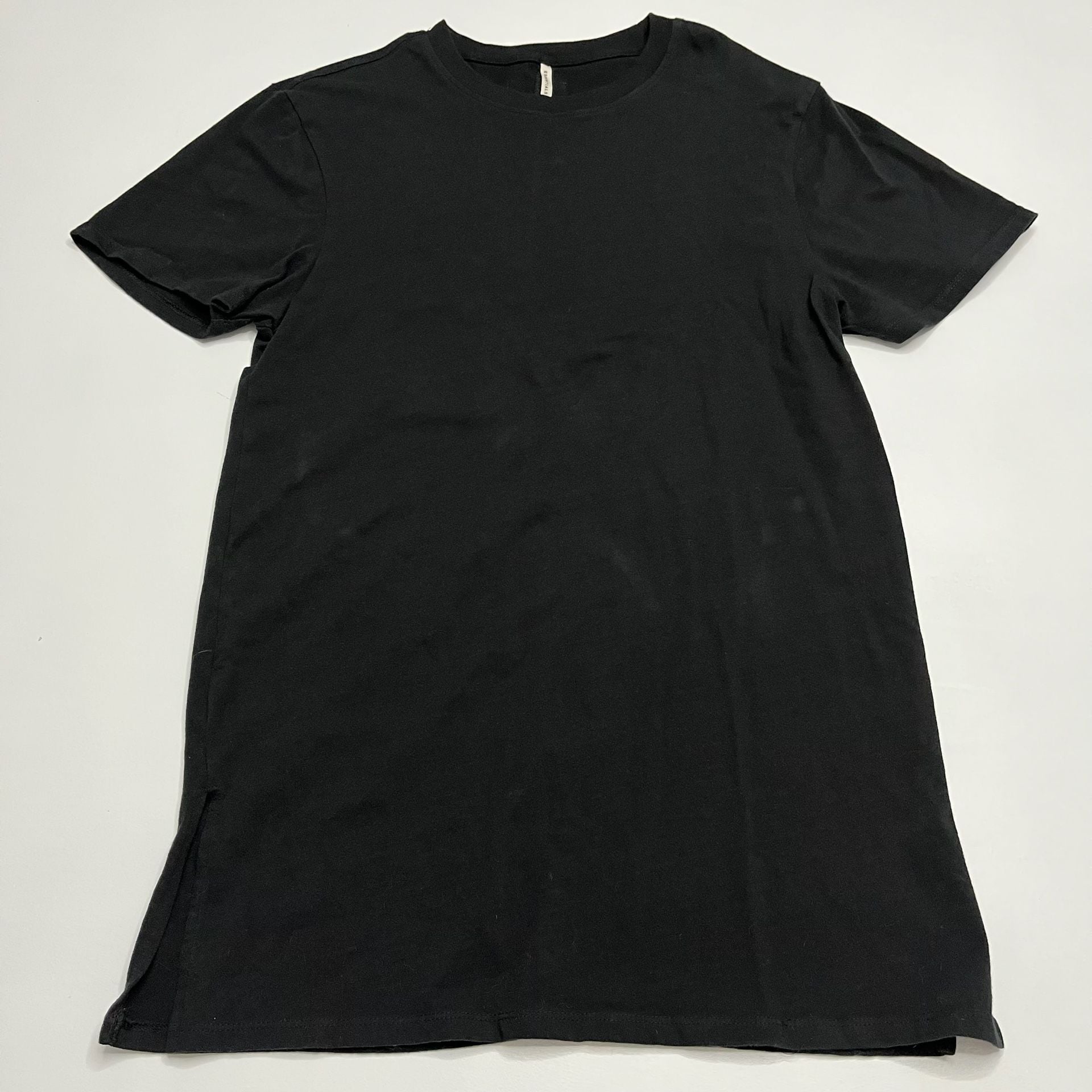 Fear of God Essentials T-Shirt Size M Black Side Split 2