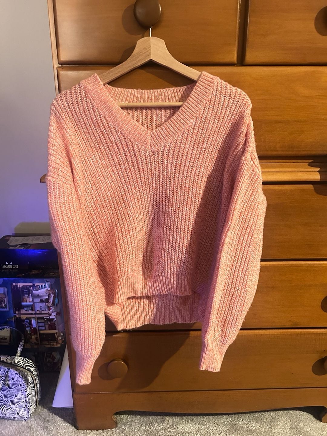 Shein V-Neck sweater size M Pink chunky knit 2