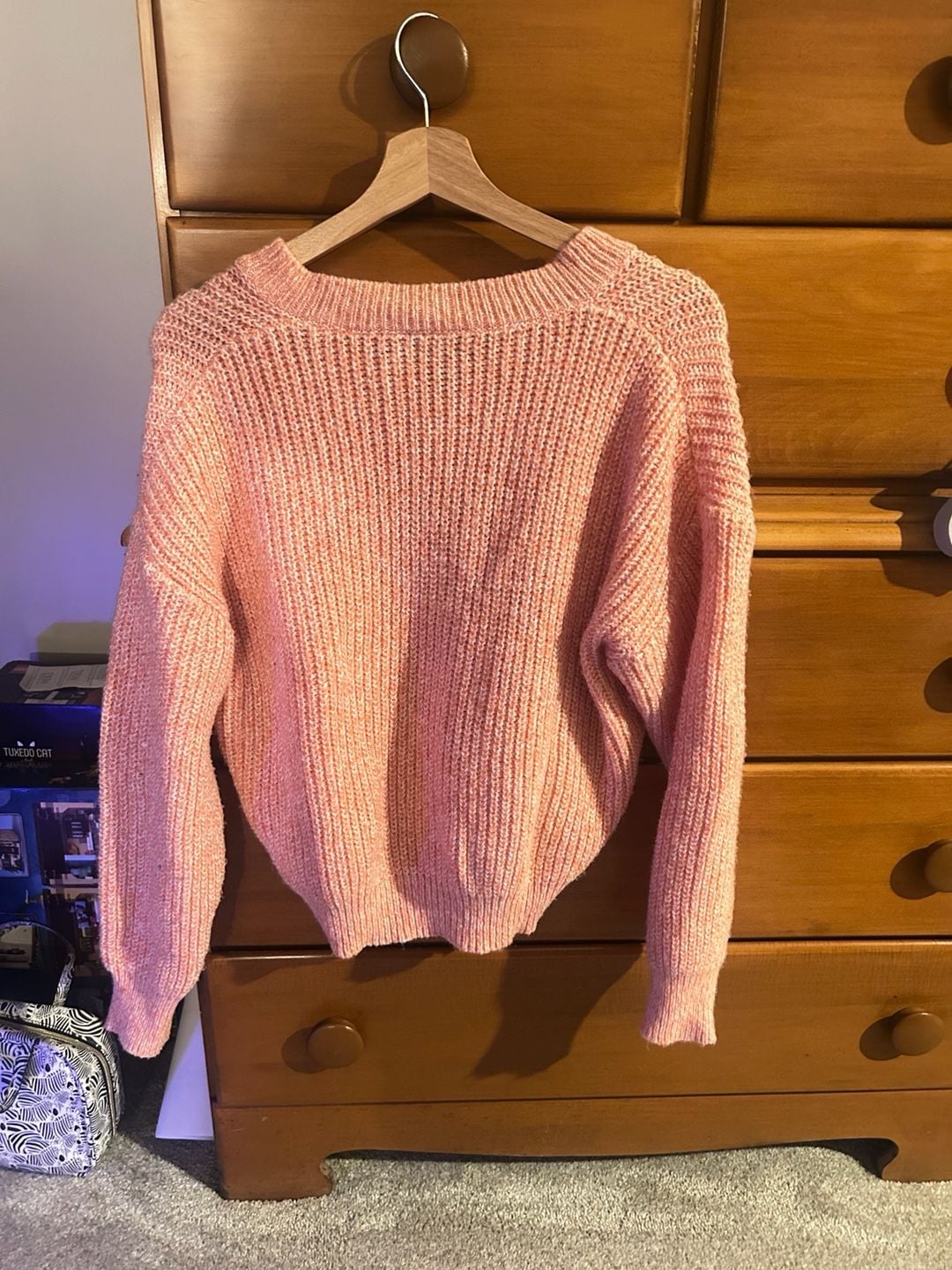 Shein V-Neck sweater size M Pink chunky knit 3