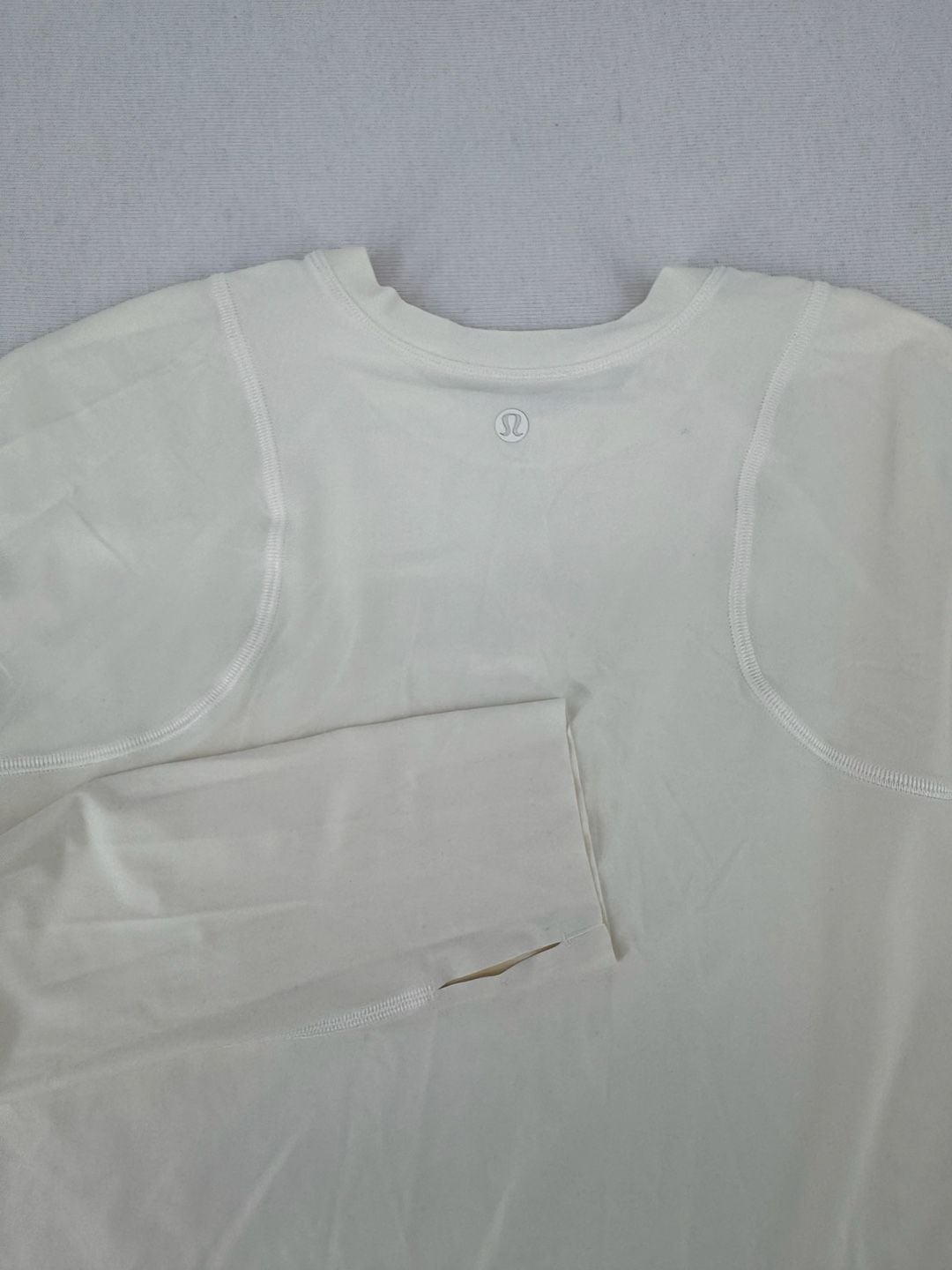 Lululemon Long Sleeve Shirt White Thumbholes 2