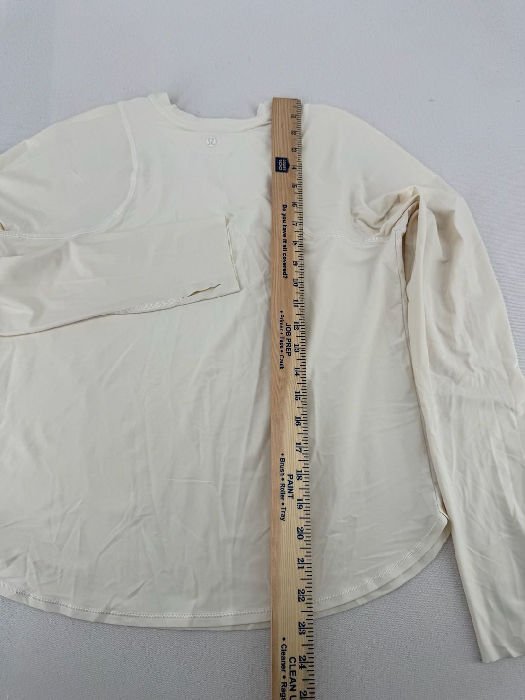 Lululemon Long Sleeve Shirt White Thumbholes 6