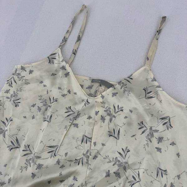 Vince Floral Silk Camisole Size M Beige Grey Tank Top Blouse