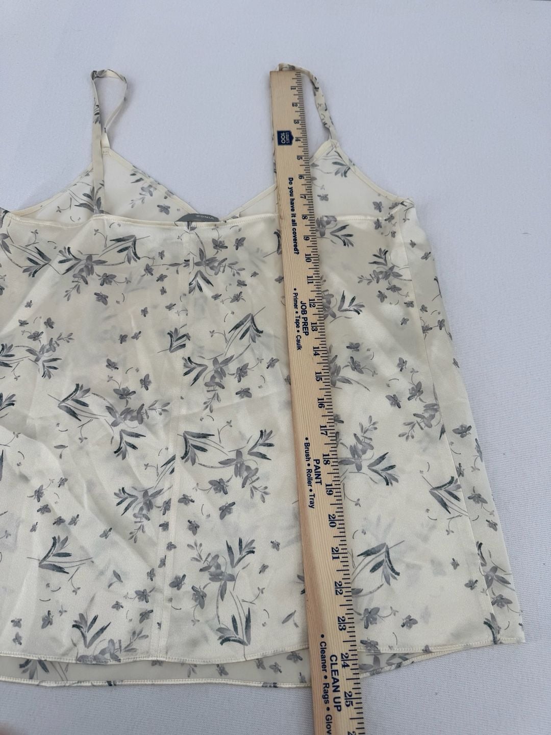 Vince Floral Silk Camisole Size M Beige Grey Tank Top Blouse 6