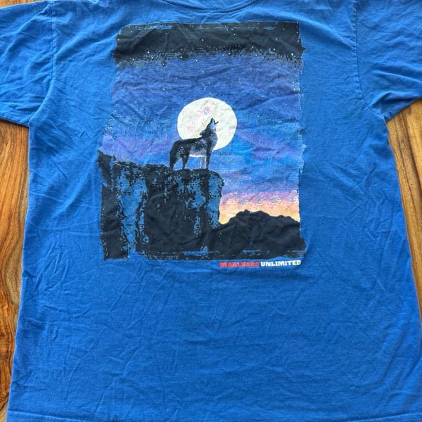 Vintage Marlboro Unlimited Howling Wolf Pocket T-Shirt Blue XL