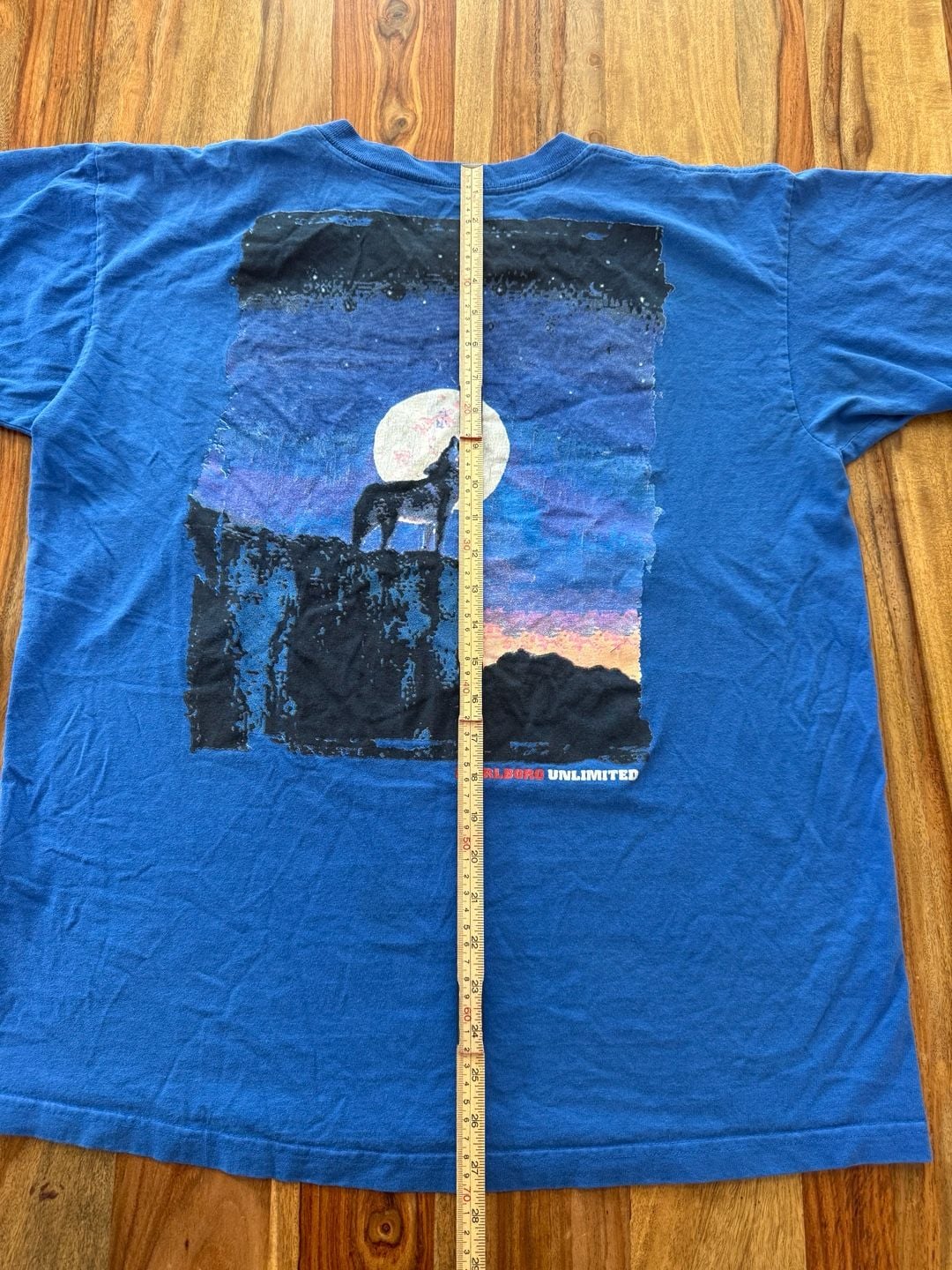 Vintage Marlboro Unlimited Howling Wolf Pocket T-Shirt Blue XL 9