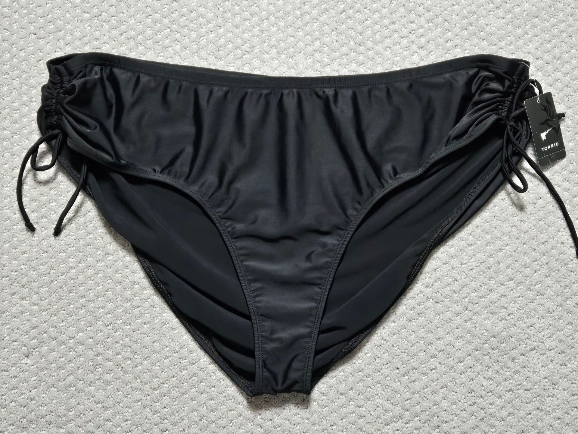 Torrid Black Cinch Bikini Swim Bottoms Size 4 New 2