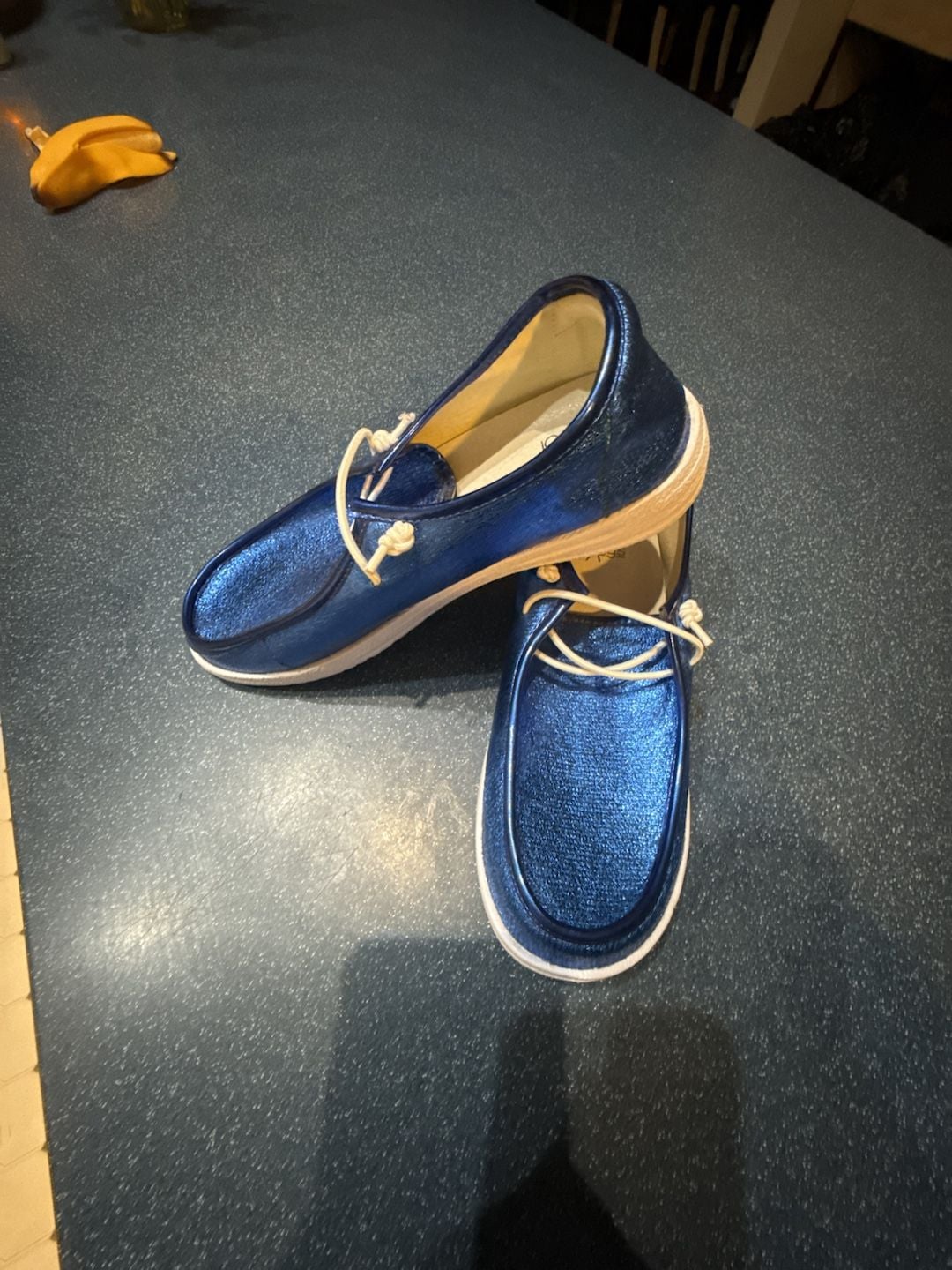 Corky's Kayak Size 8 Blue Crinkle Metallic Slip On Shoes 2