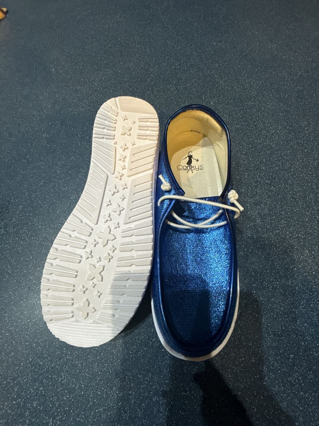 Corky's Kayak Size 8 Blue Crinkle Metallic Slip On Shoes 4