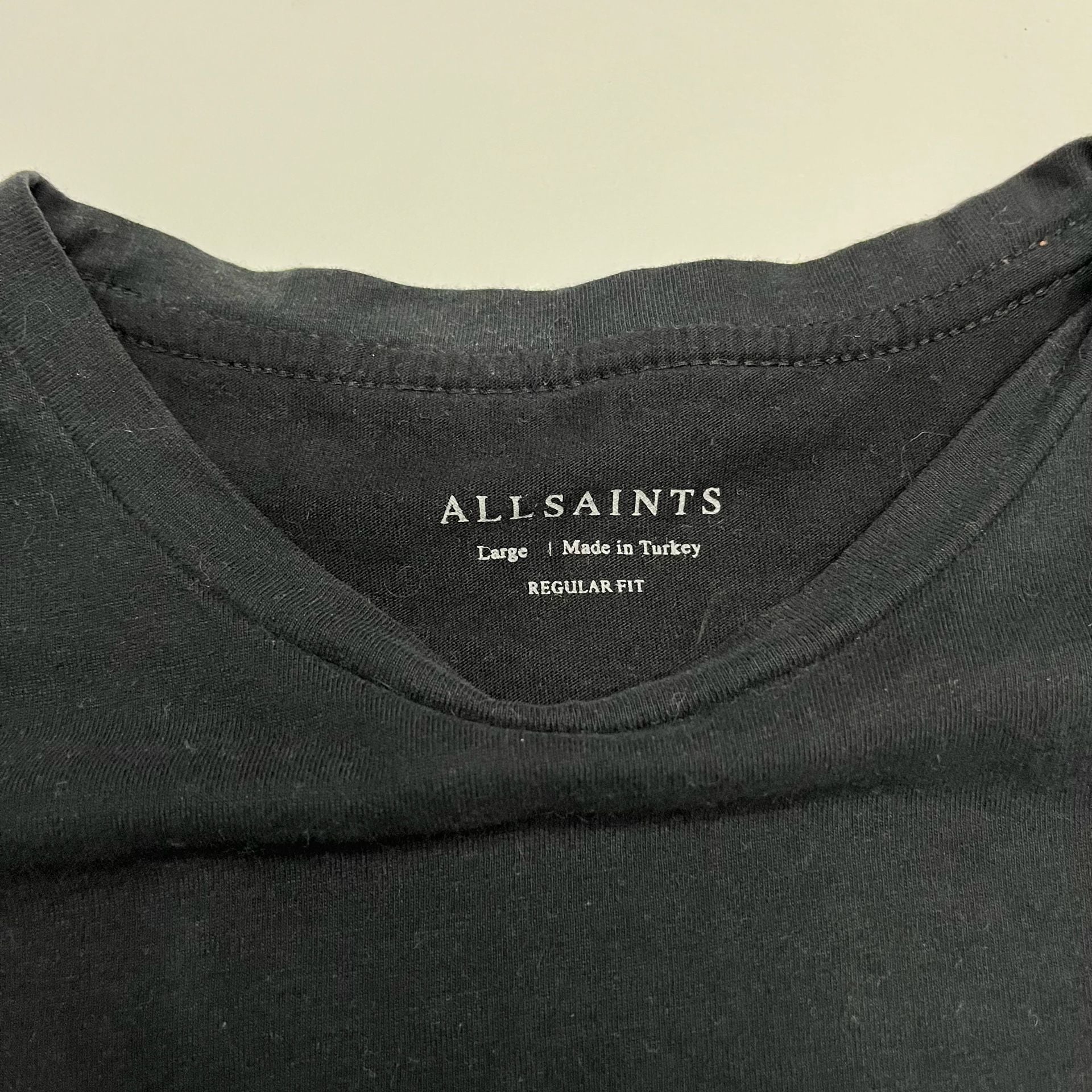 AllSaints Brace Crew Neck T-Shirt Size Large Black Ramskull Embroidered Logo 3