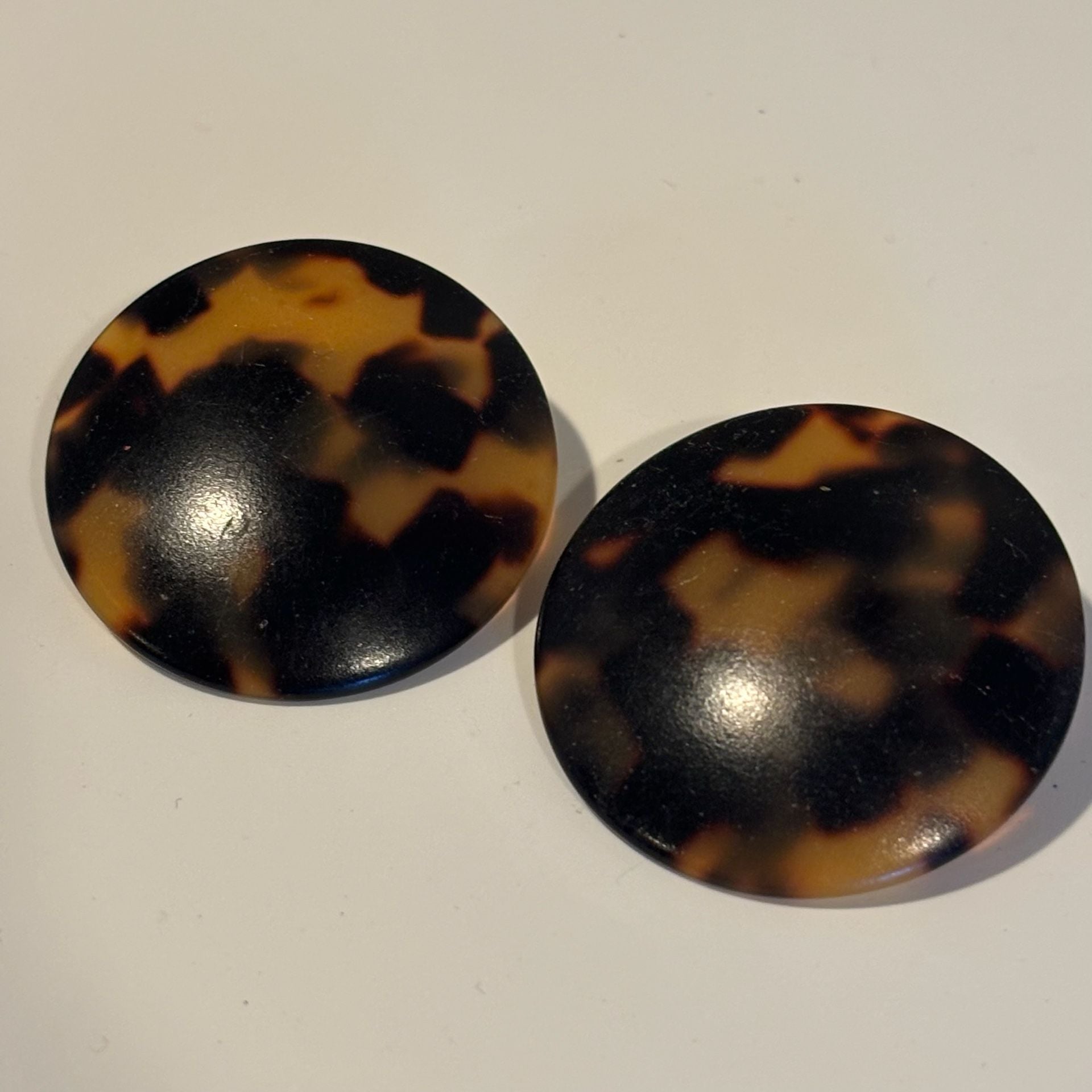 Vintage Tortoise Shell Acetate Round Buttons Or Earrings 2
