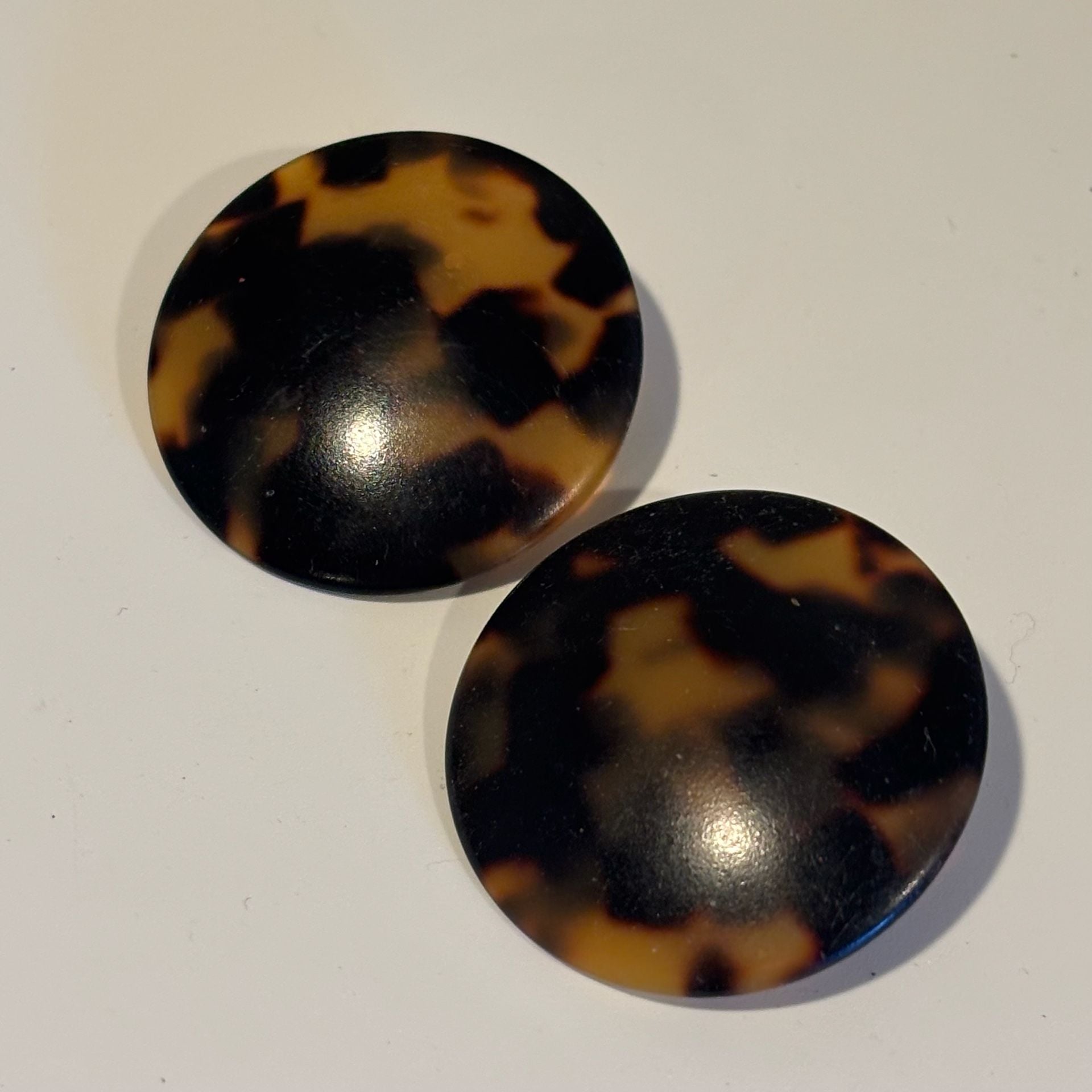 Vintage Tortoise Shell Acetate Round Buttons Or Earrings 3