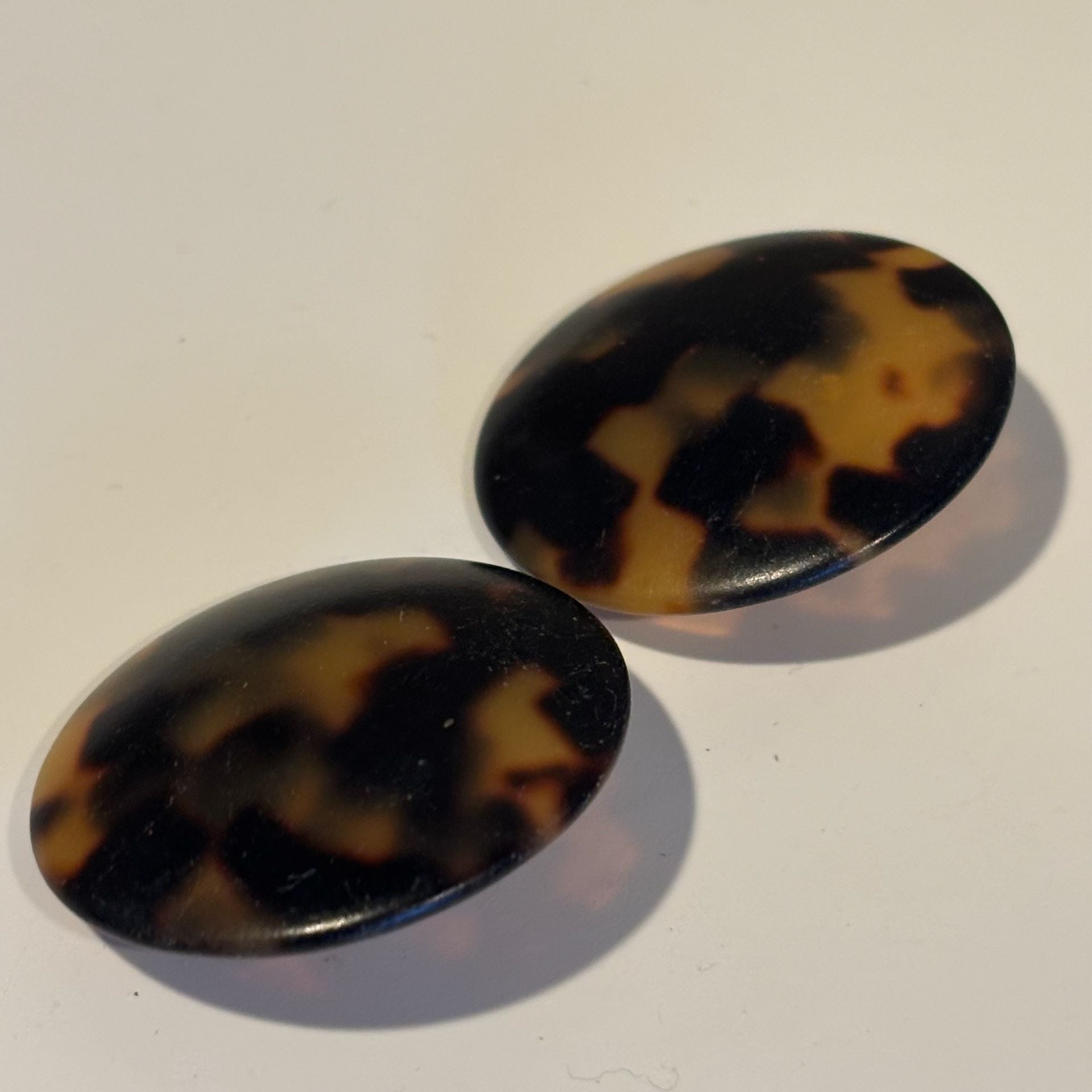 Vintage Tortoise Shell Acetate Round Buttons Or Earrings 4