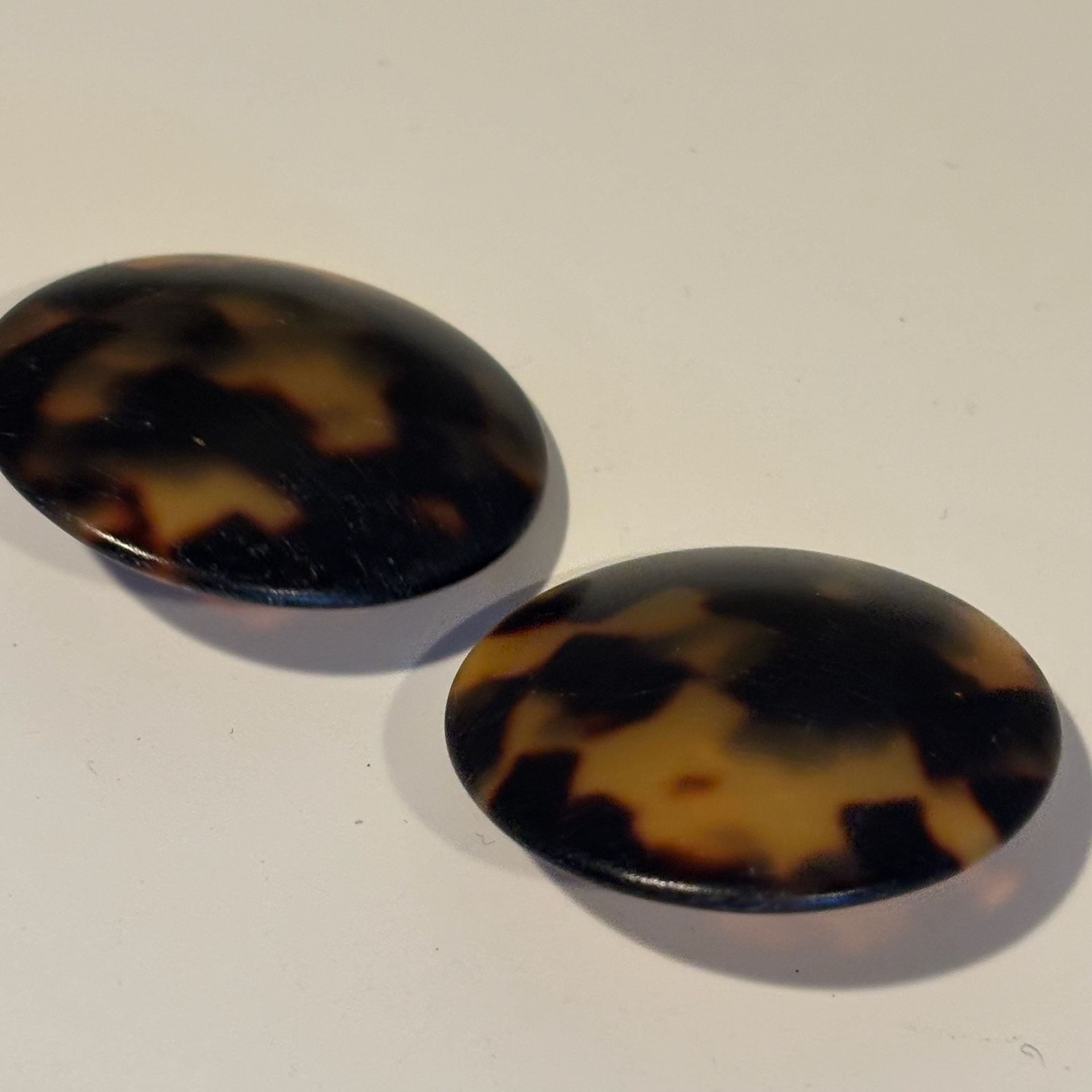 Vintage Tortoise Shell Acetate Round Buttons Or Earrings 5
