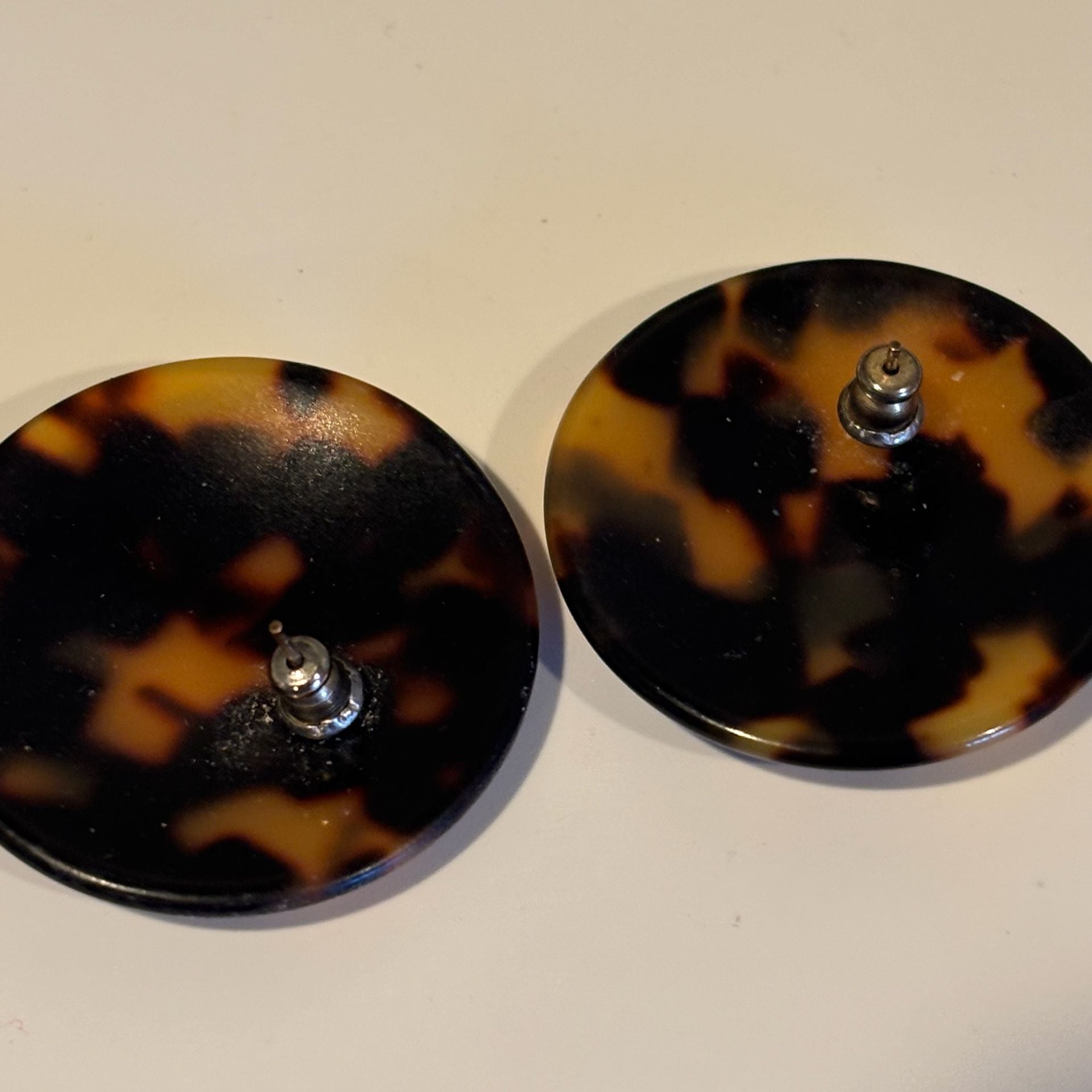 Vintage Tortoise Shell Acetate Round Buttons Or Earrings 8