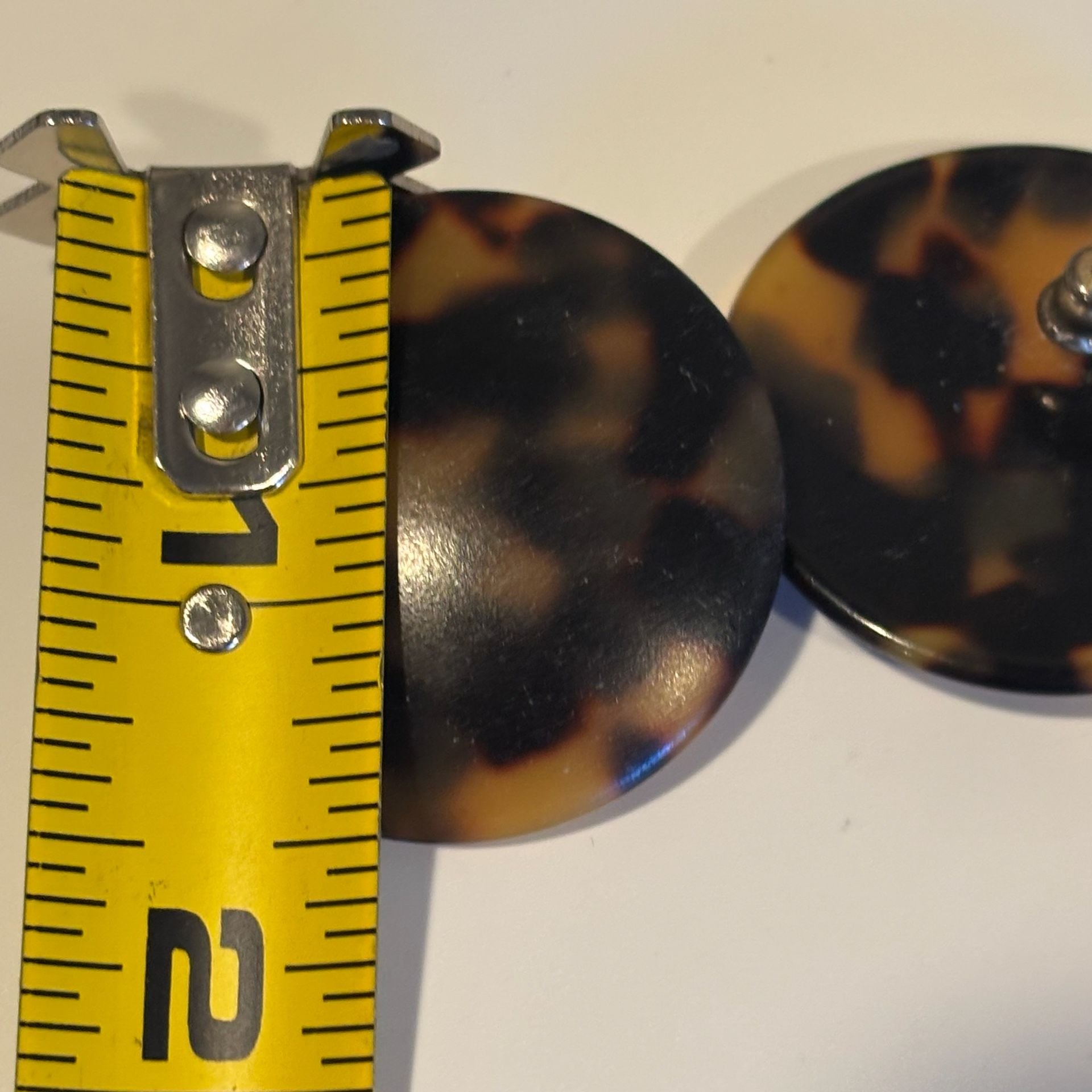 Vintage Tortoise Shell Acetate Round Buttons Or Earrings 9