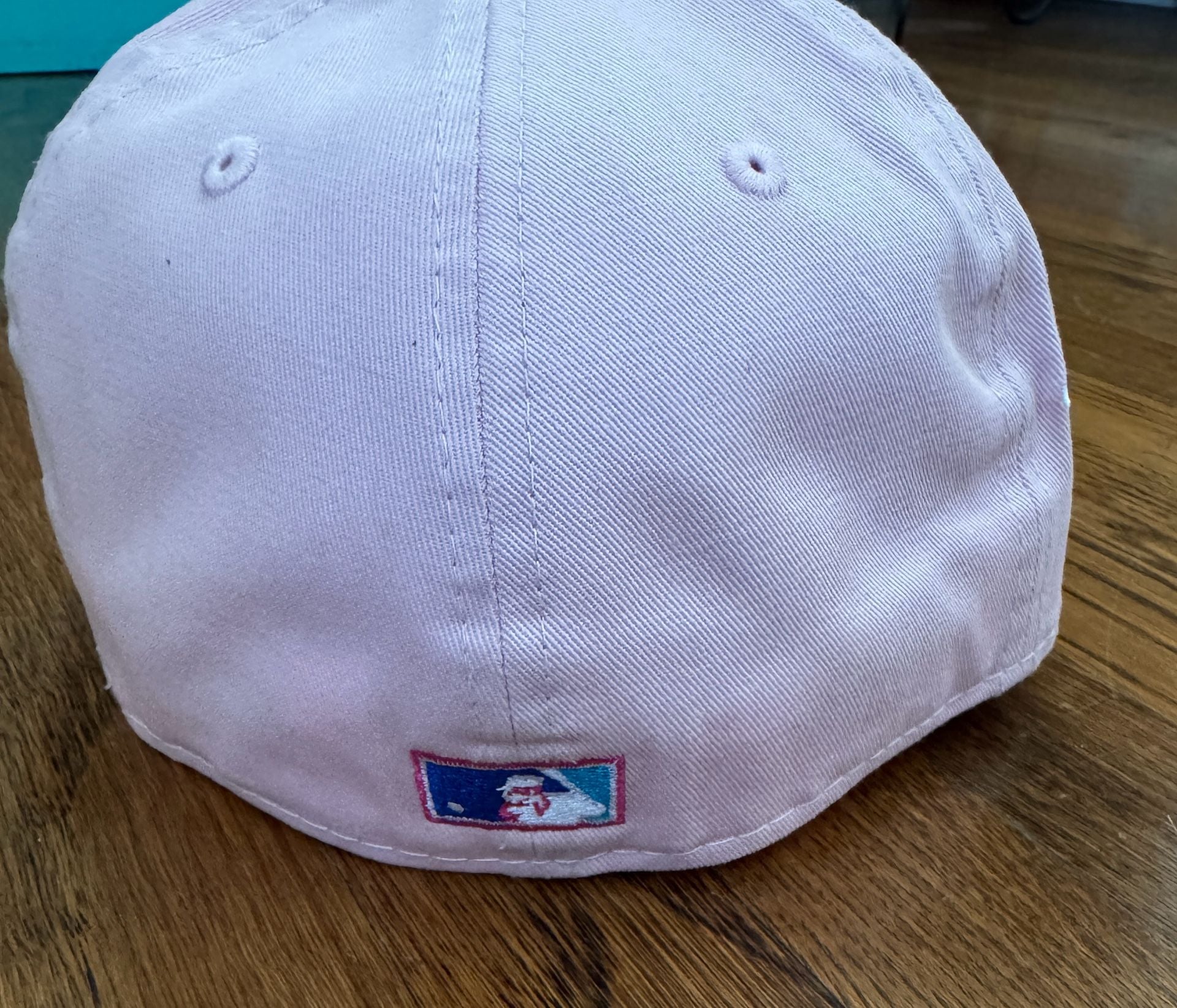 New Era Toronto Blue Jays 59FIFTY Fitted Hat Size 7 1/8 Pink 25th Patch 5
