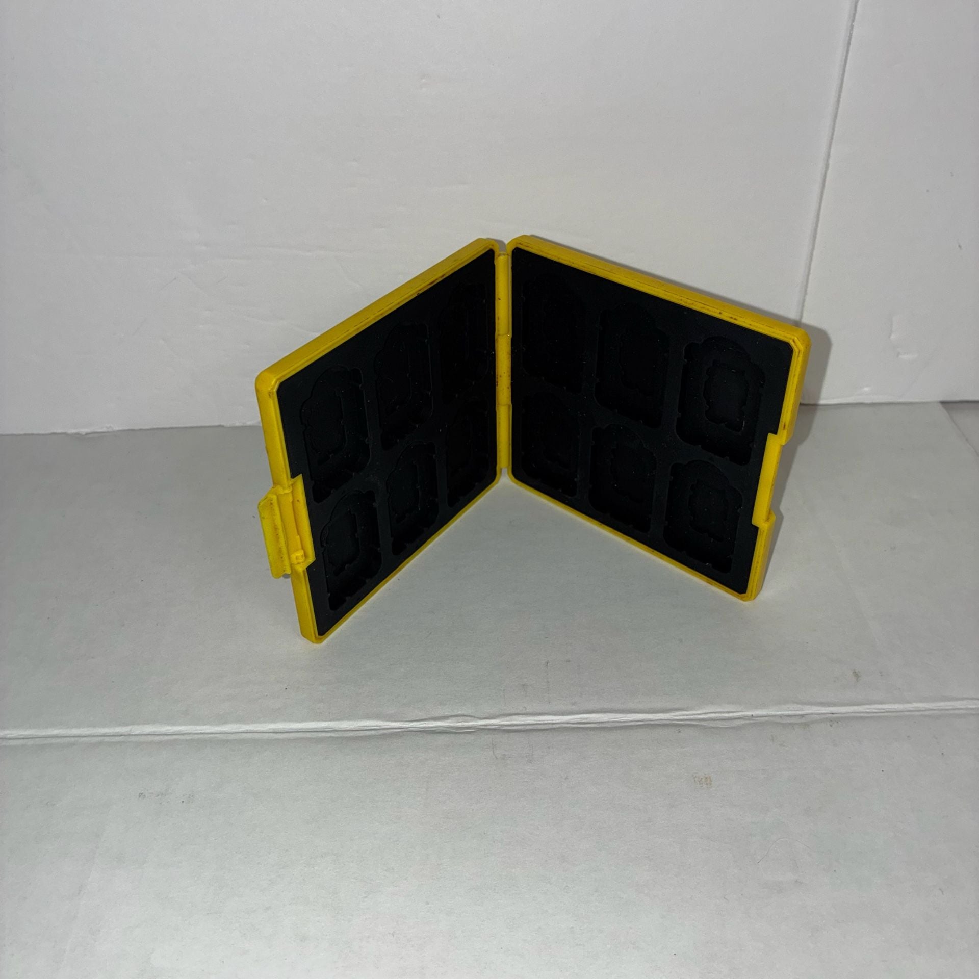 PowerA Nintendo Switch Game Card Case Question Block Used Good 2