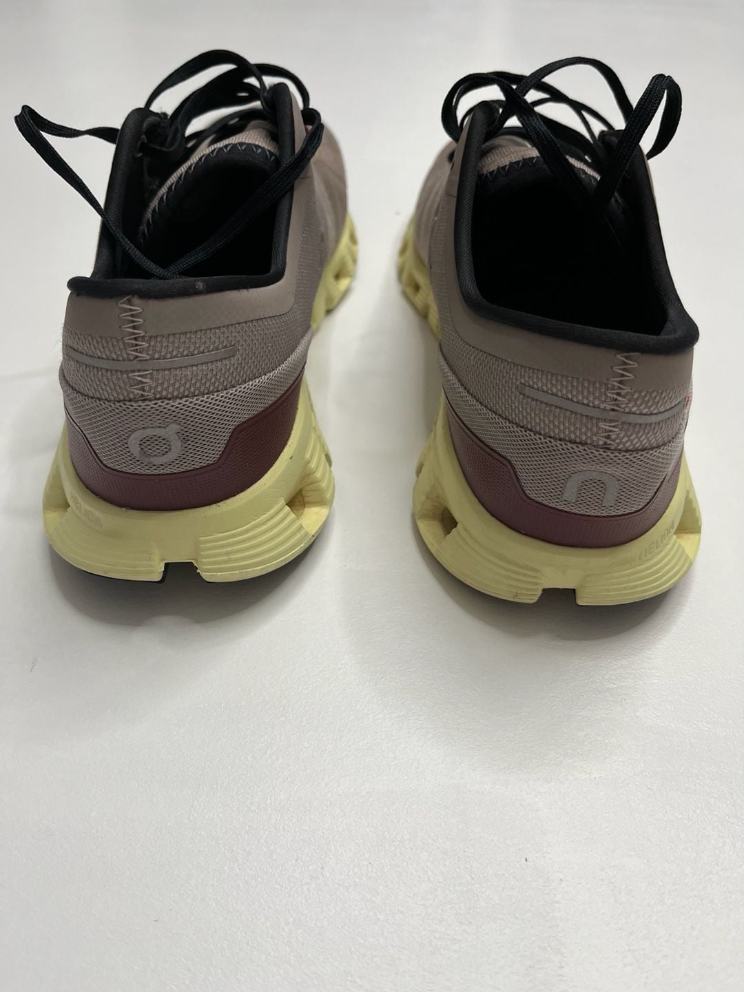 On Running Cloud X 3 Size 12 Fog Hay Road Running Shoes 9