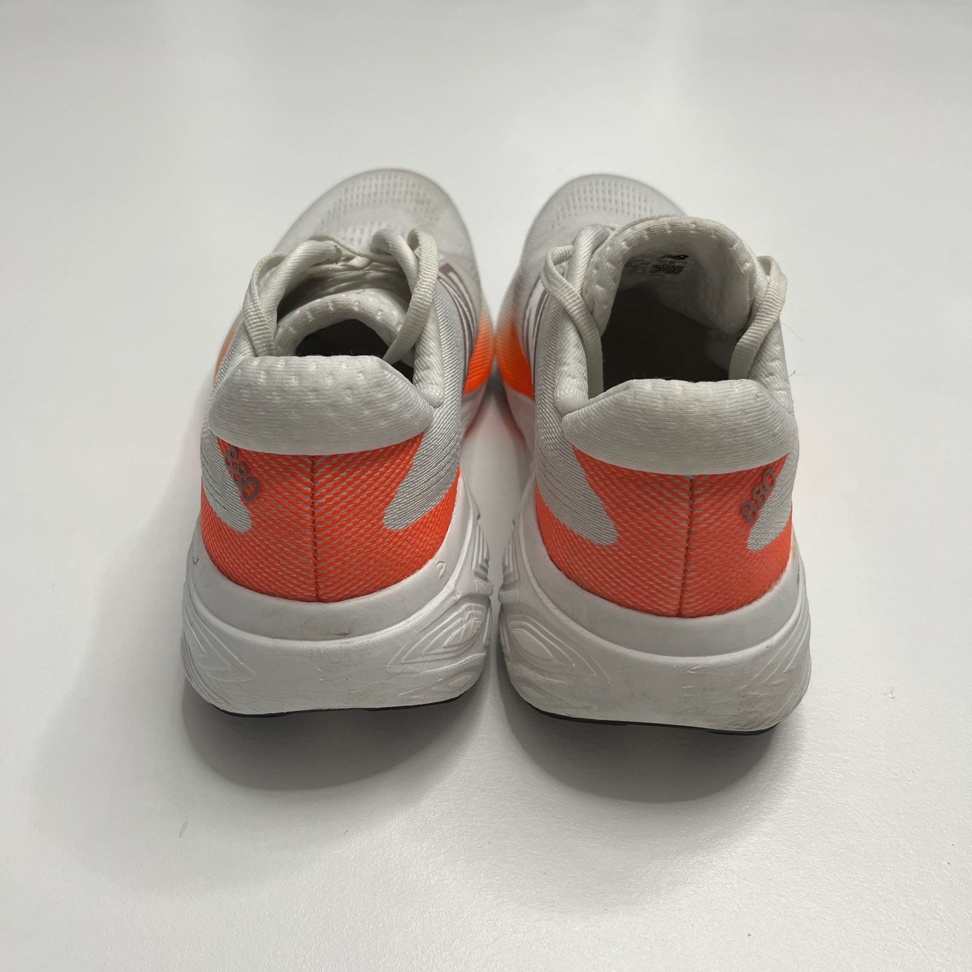 New Balance Fresh Foam X 880v15 Size 7.5 White Orange Running Shoes 7