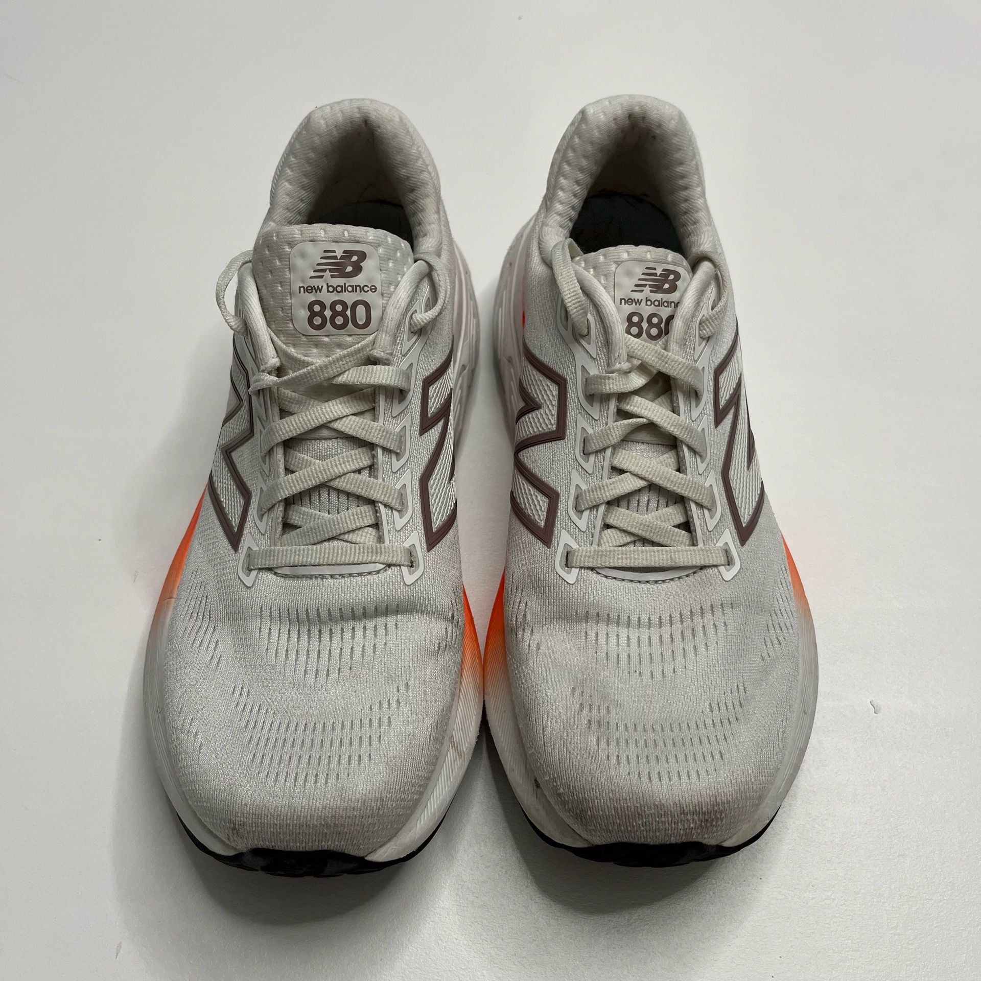 New Balance Fresh Foam X 880v15 Size 7.5 White Orange Running Shoes 2