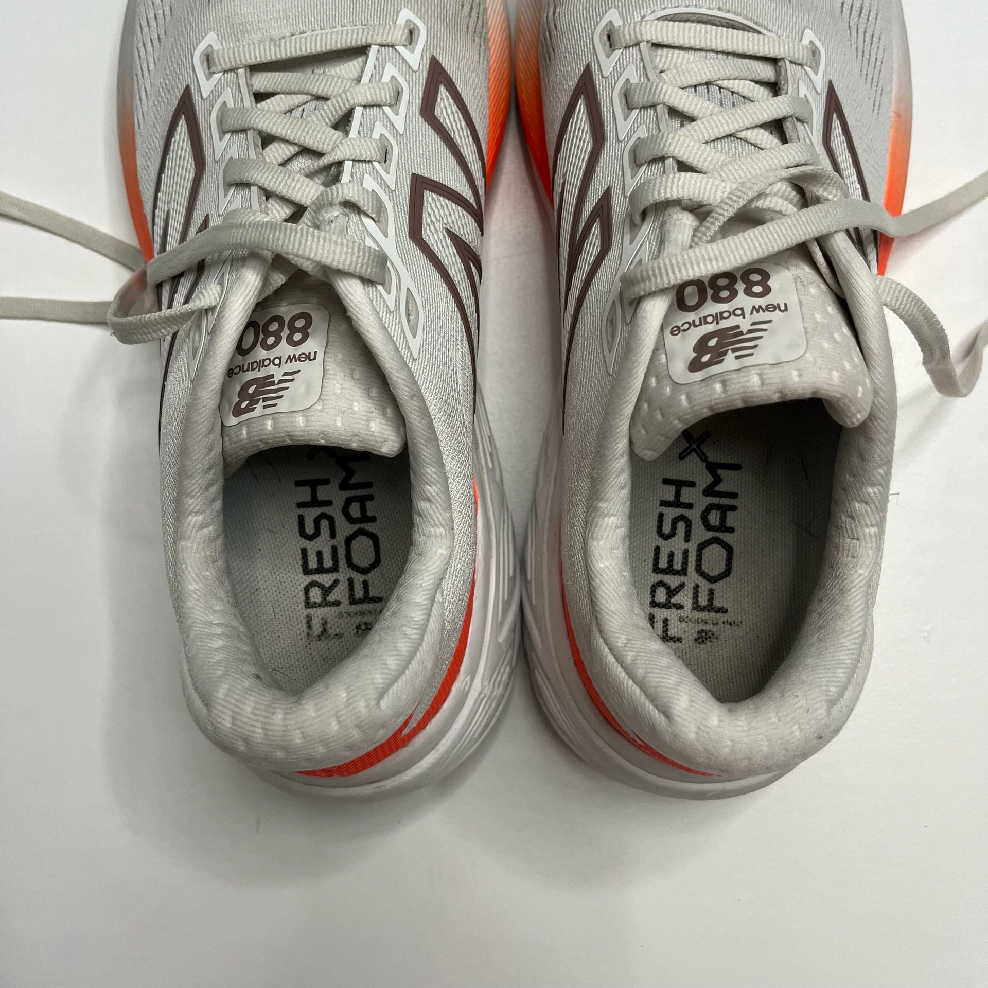 New Balance Fresh Foam X 880v15 Size 7.5 White Orange Running Shoes 4