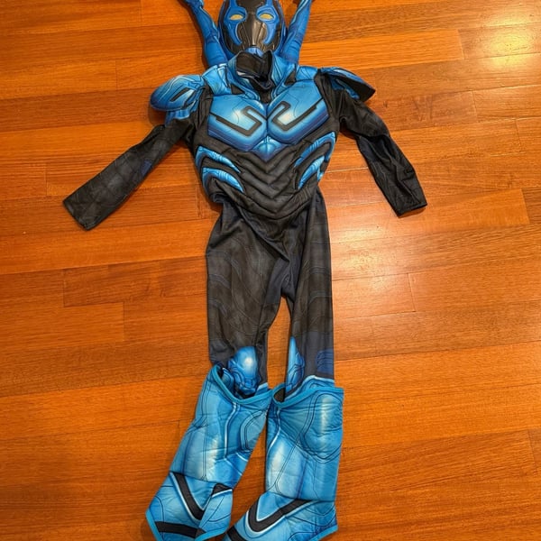 Blue Beetle Boy's Costume Size Small Muscle Jumpsuit Mask