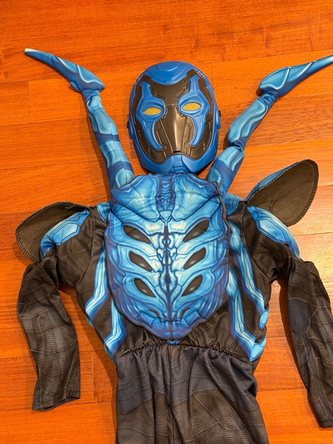 Blue Beetle Boy's Costume Size Small Muscle Jumpsuit Mask 10