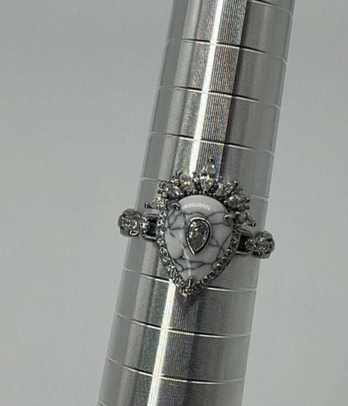 Bomb Party The Marquise Manor Size 9 Howlite Magnesite on Hematite 2