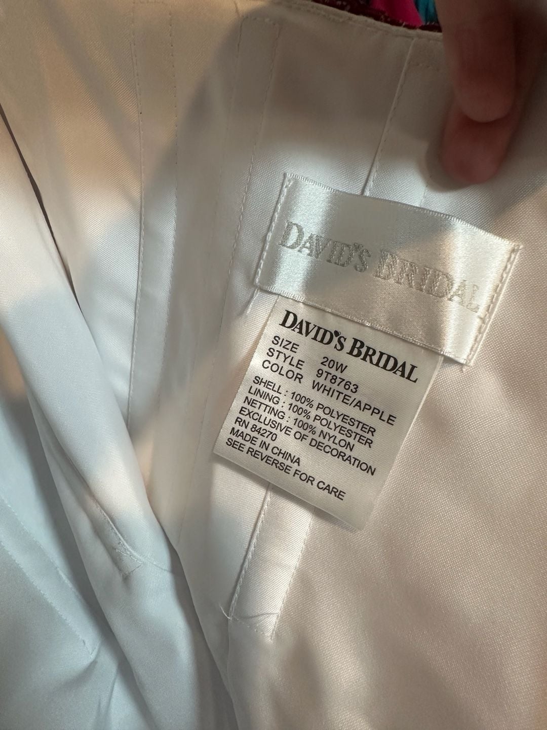 David’s Bridal White Embroidered Strapless Formal Ball Gown Wedding dress 8