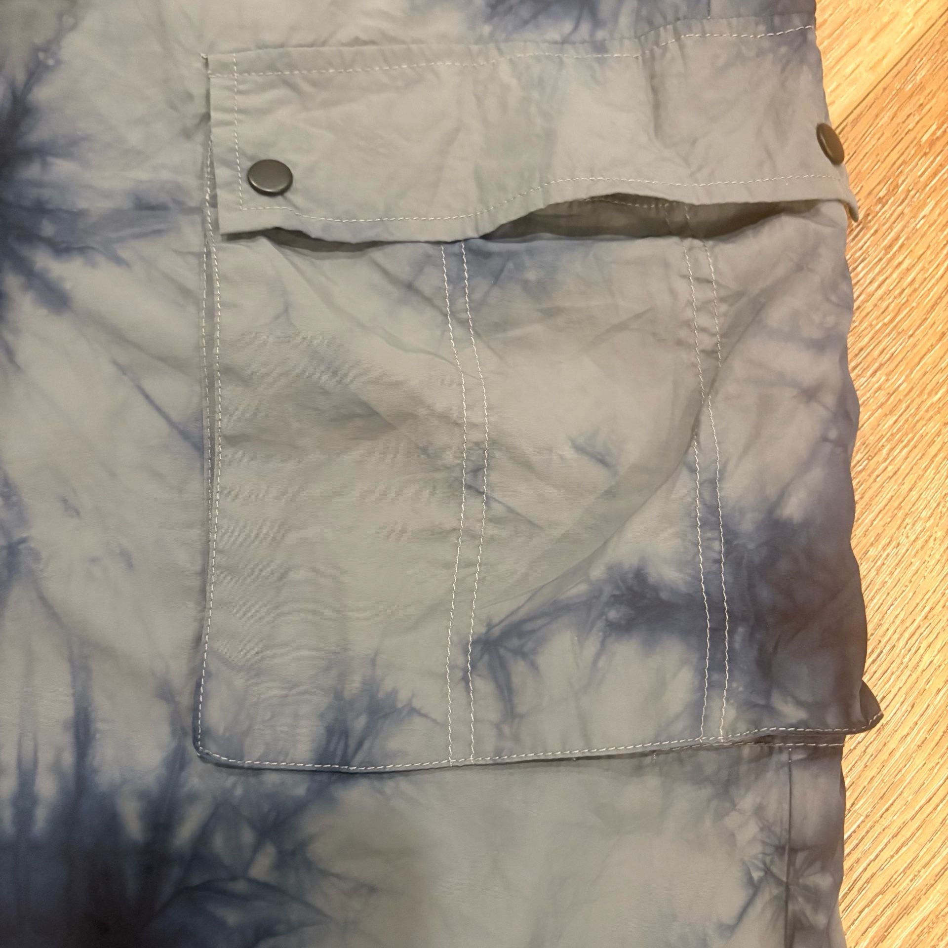 Product thumbnail 4